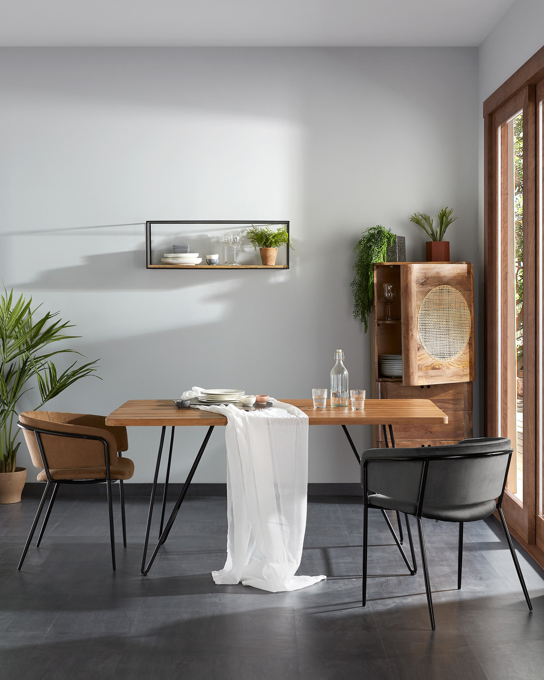 Wall rack Elisha 90 x 30 cm - Lifestyle