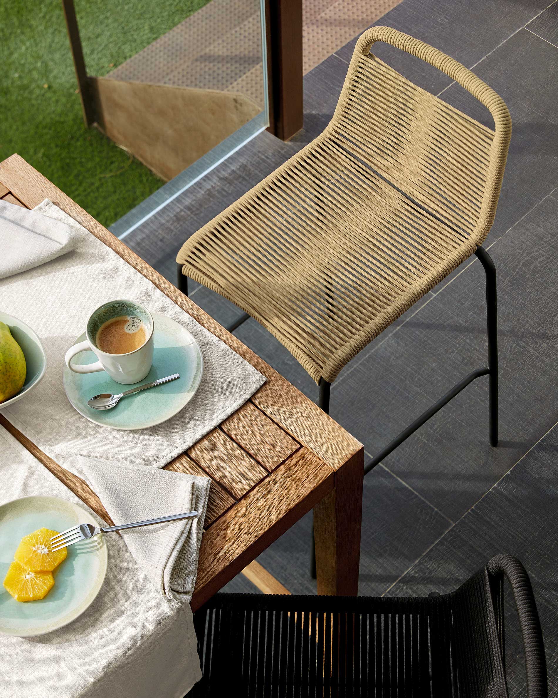 Lambton stackable stool in brown rope and black finish steel 74 cm - Lifestyle