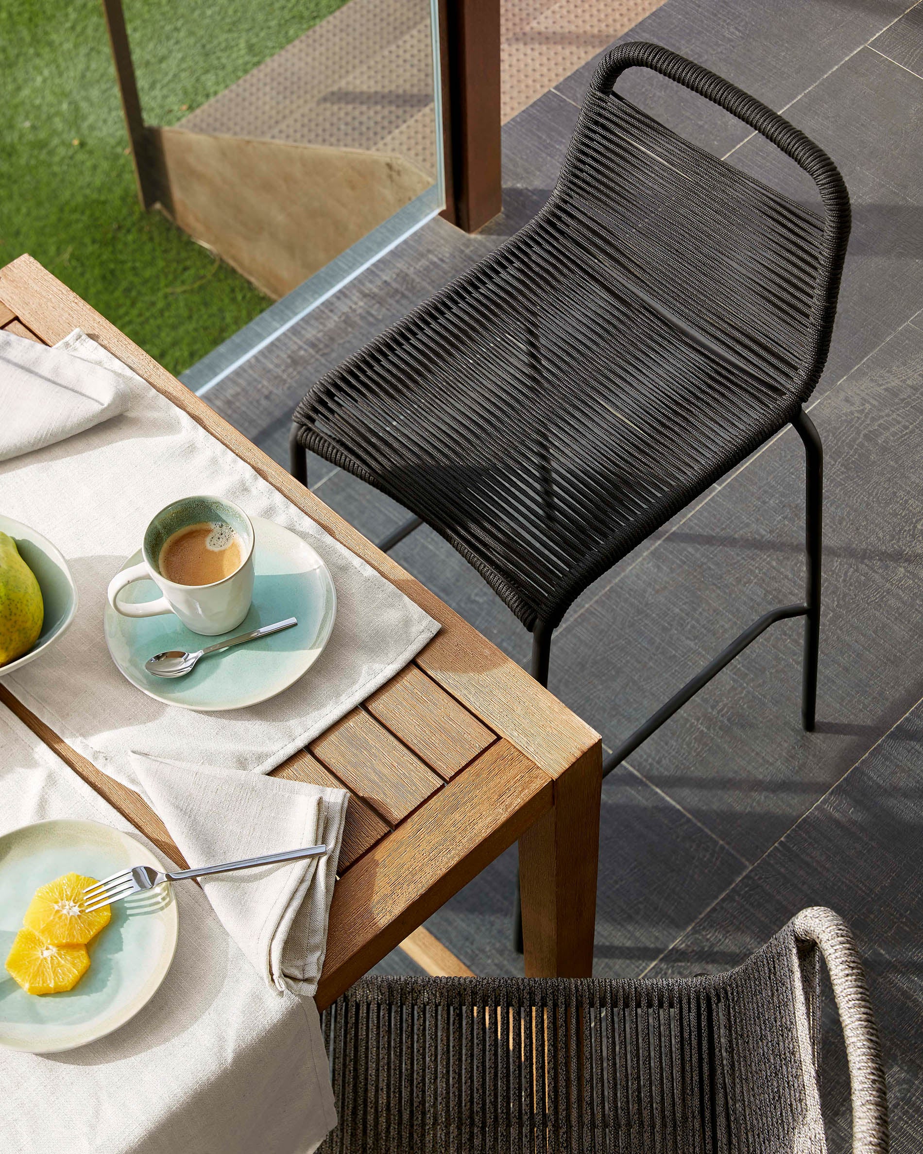 Lambton stackable stool in black rope and black finish steel, 62 cm - Lifestyle