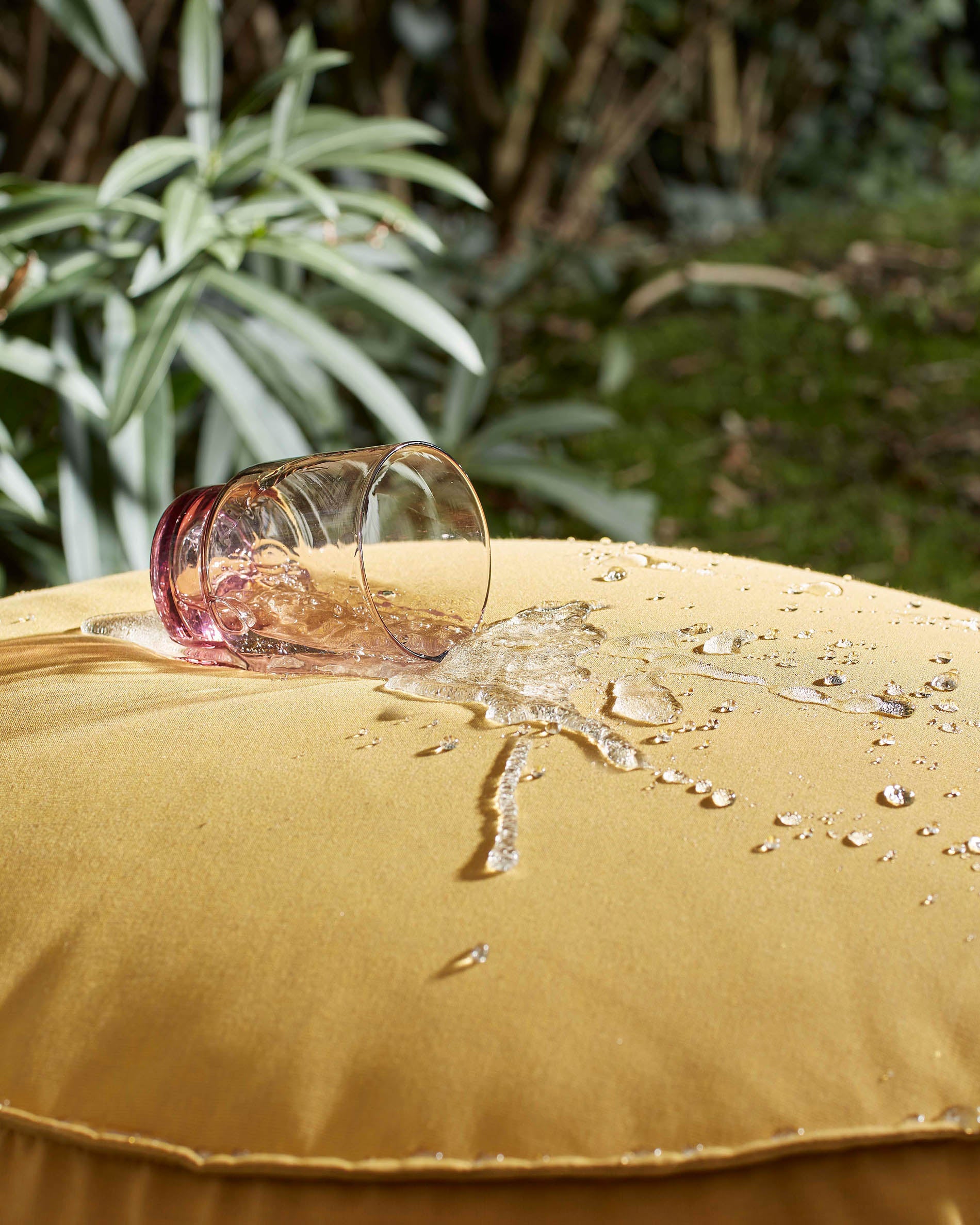 Round Ø 70 cm Mustard-yellow Nedra pouf - Lifestyle