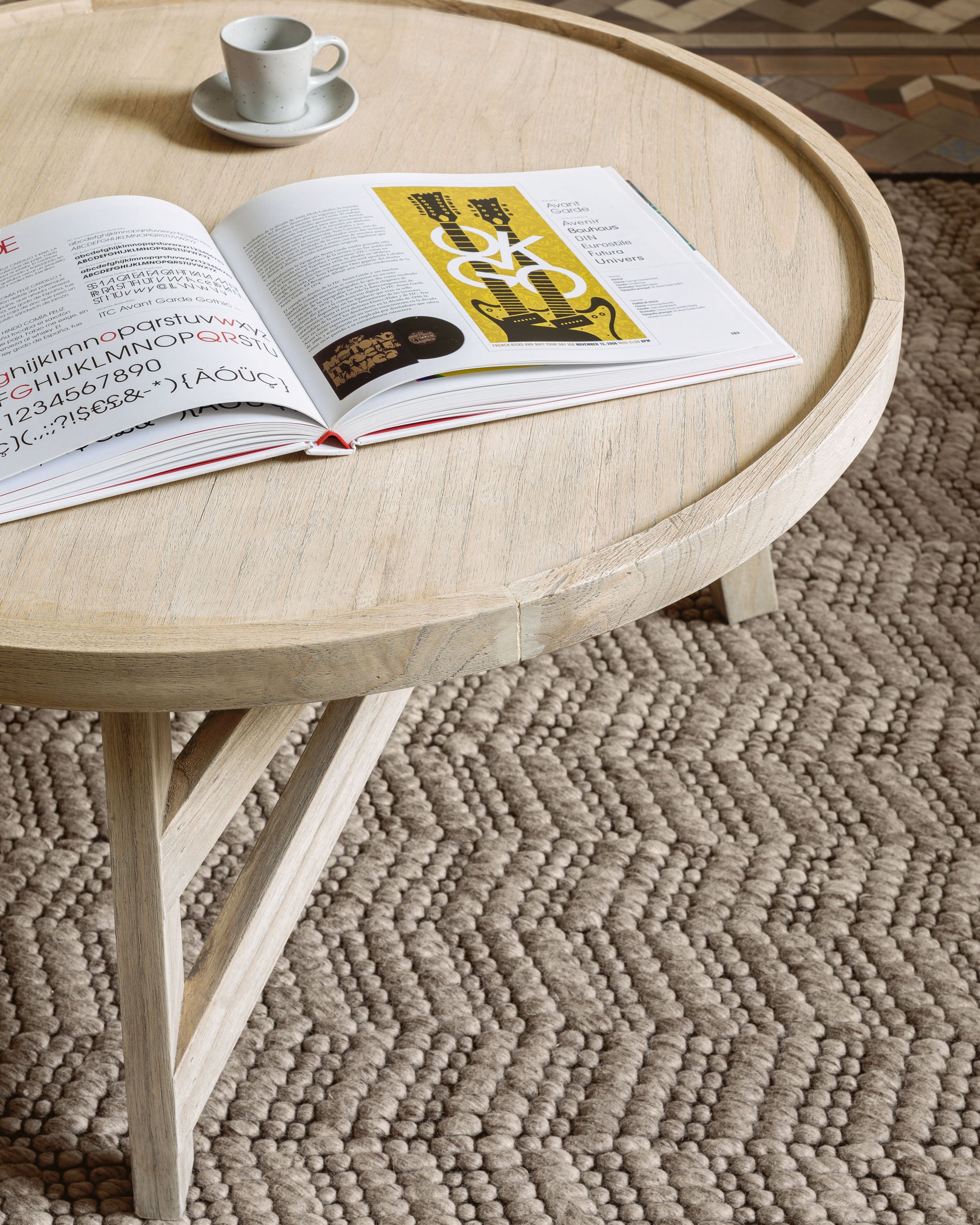 Tenda coffee table Ø 81 cm - Lifestyle