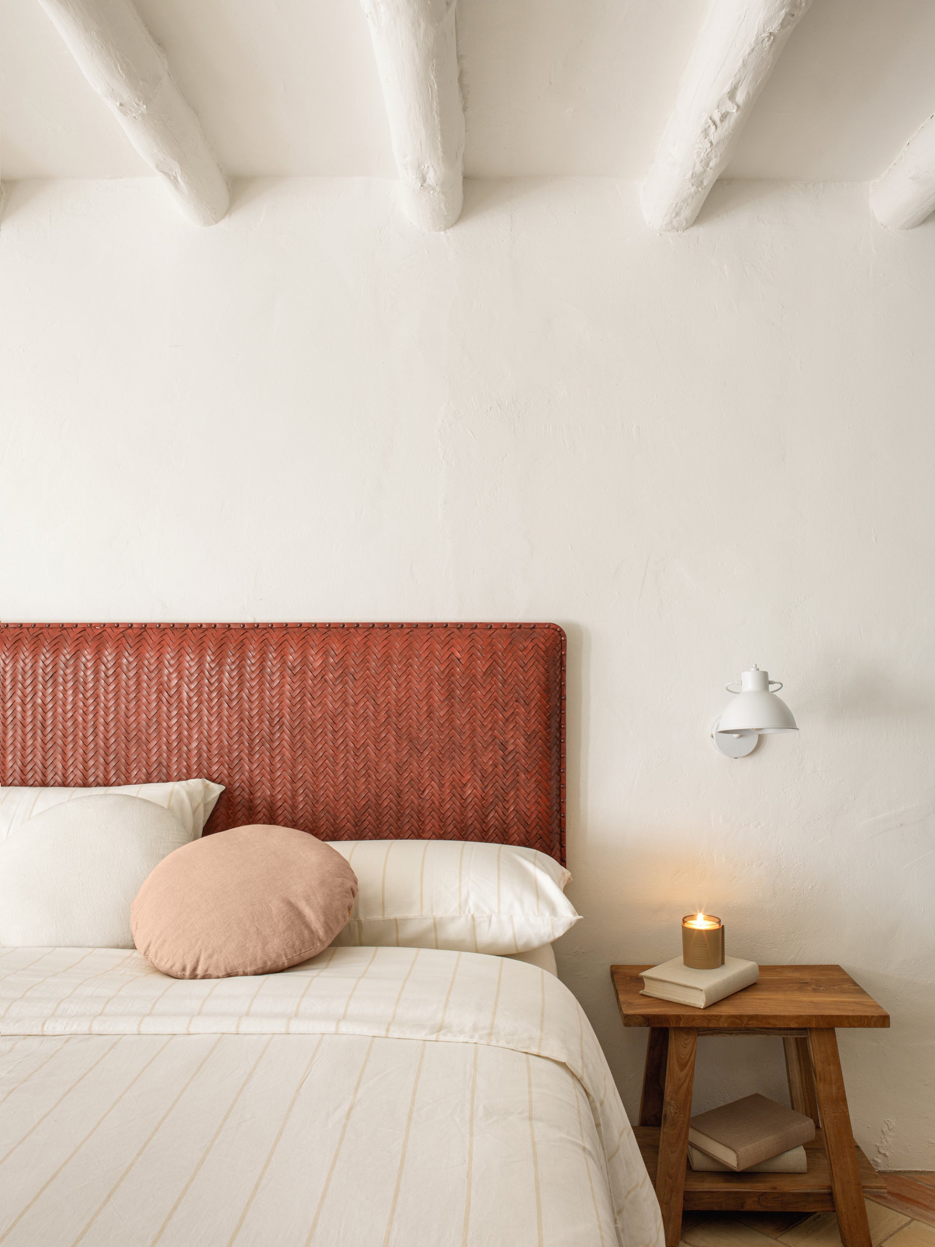 Offelis wall lamp white - Lifestyle