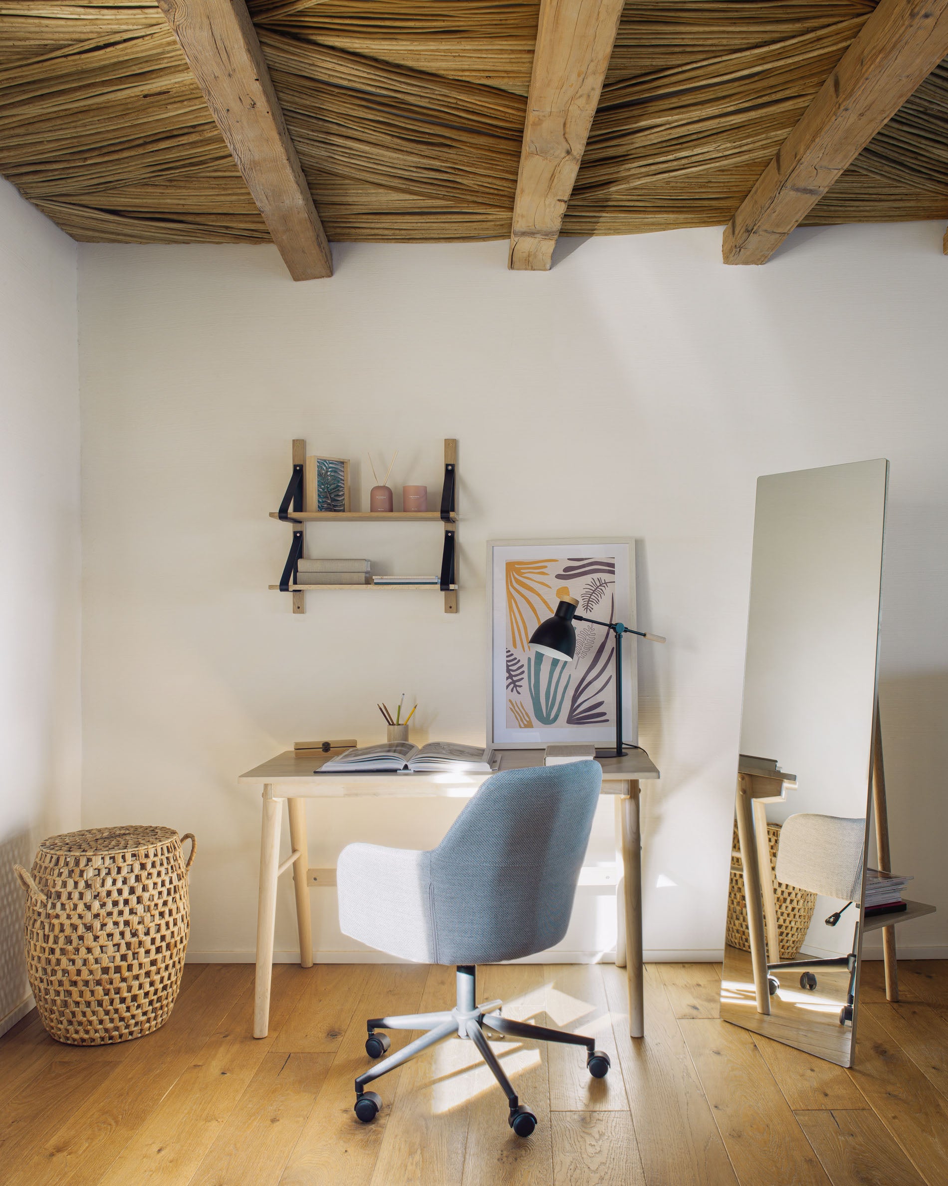 Keisy freestanding mirror 45 x 160 cm - Lifestyle