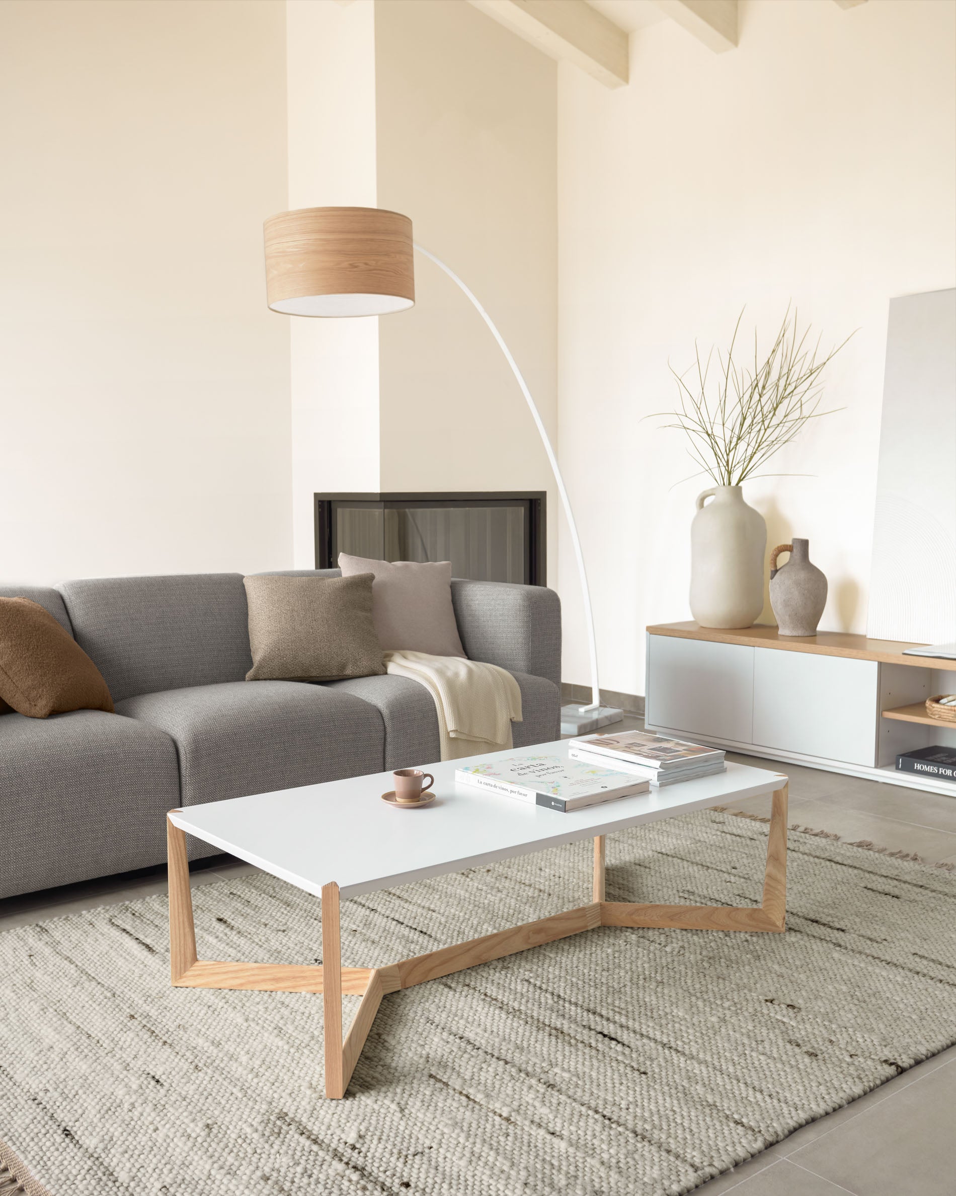 White and ash Quatro coffee table 120 x 60 cm - Lifestyle