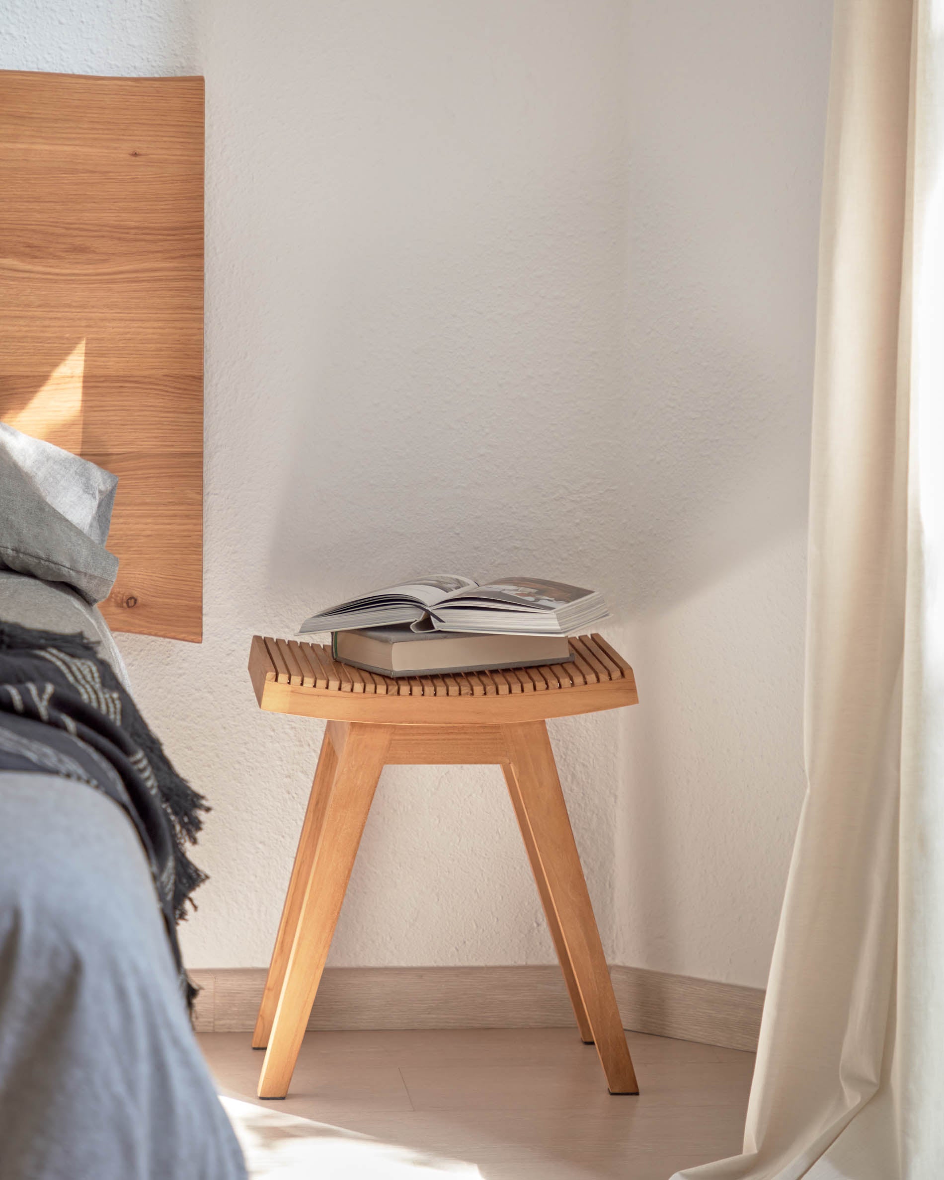 Vicentina solid teak footrest - Lifestyle
