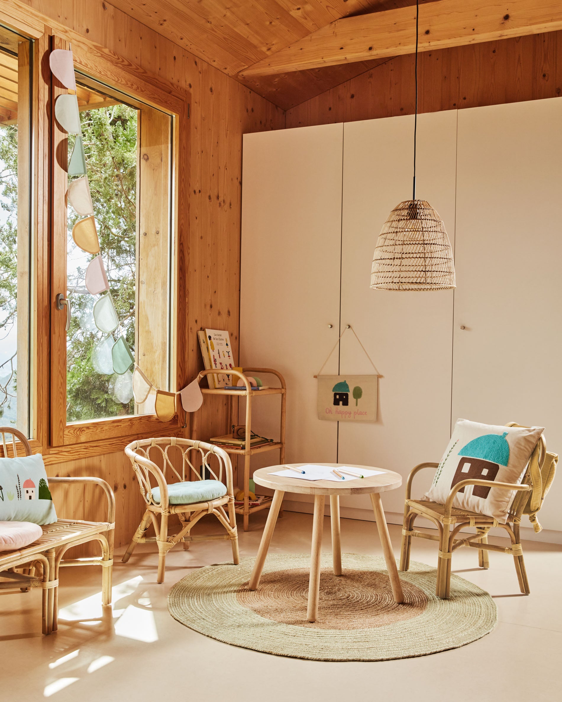 Lumila rattan children’s chair - Lifestyle