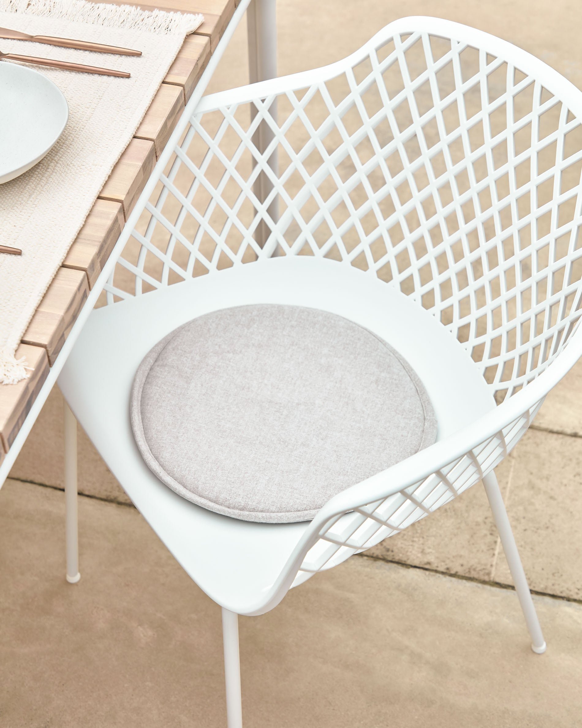 Silke cushion beige - Lifestyle