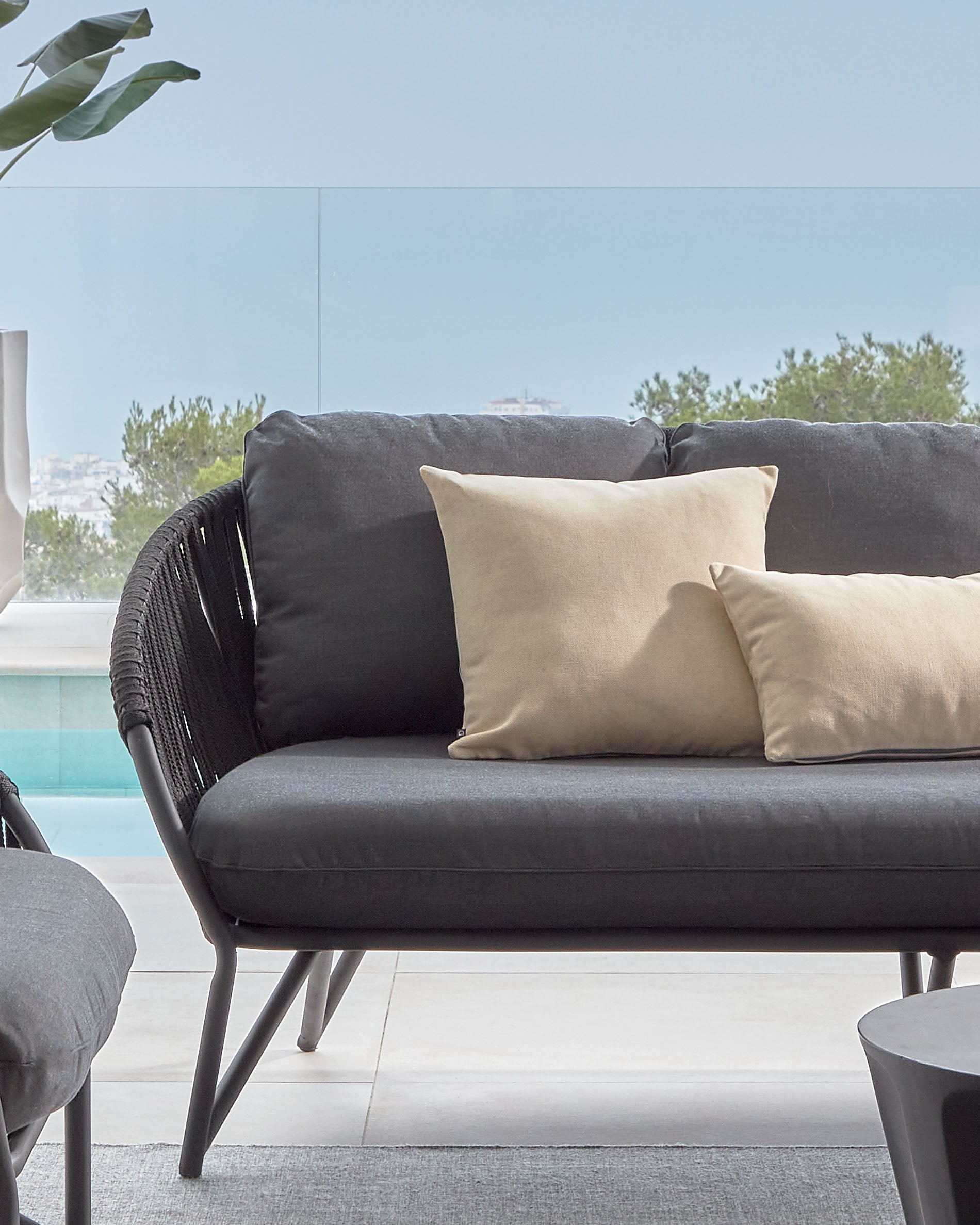 3 seater Branzie sofa in black cord, 180 cm - Lifestyle