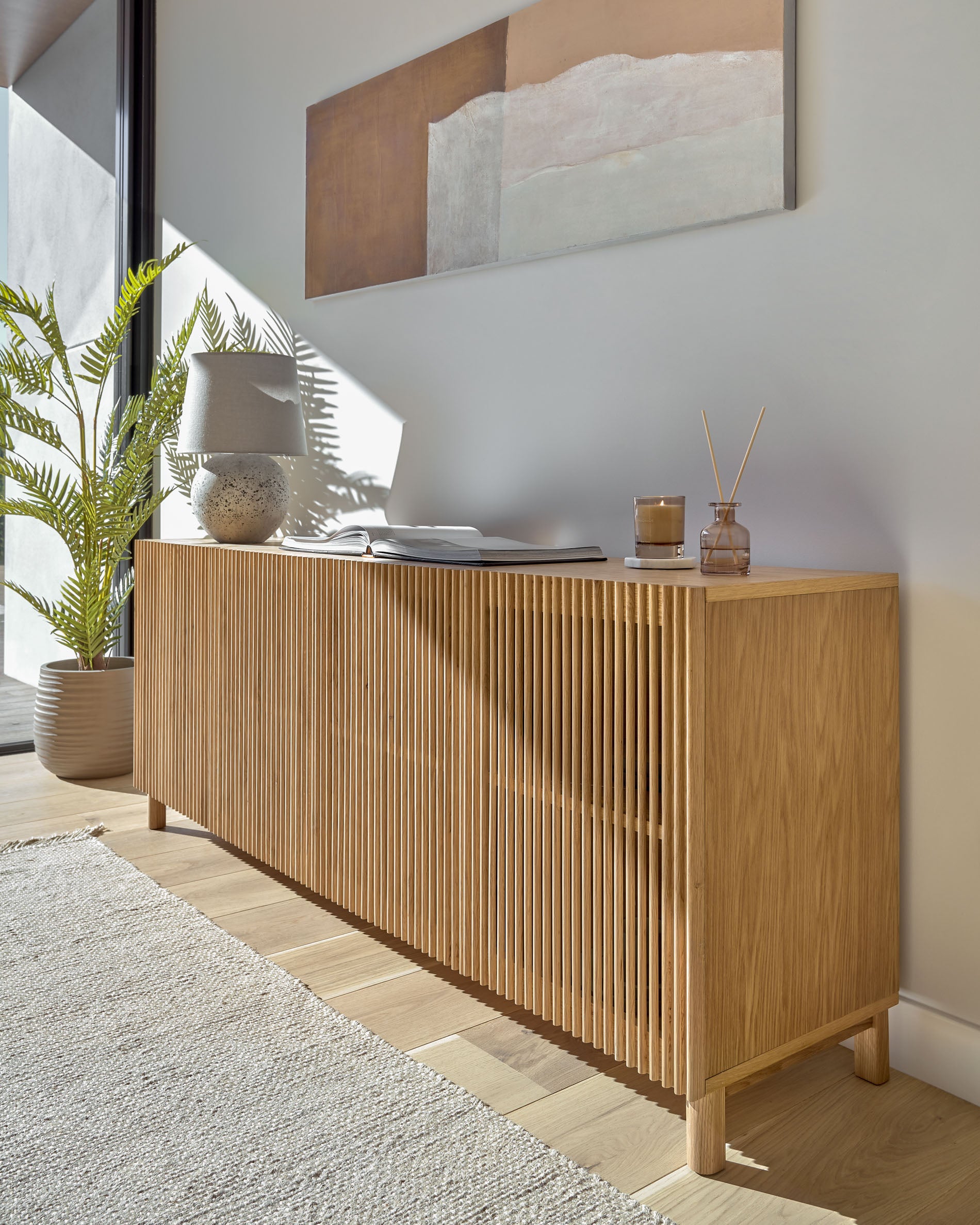 Beyla 4-door sideboard in solid oak wood and oak veneer 180 x 71.5cm FSC 100% - Lifestyle