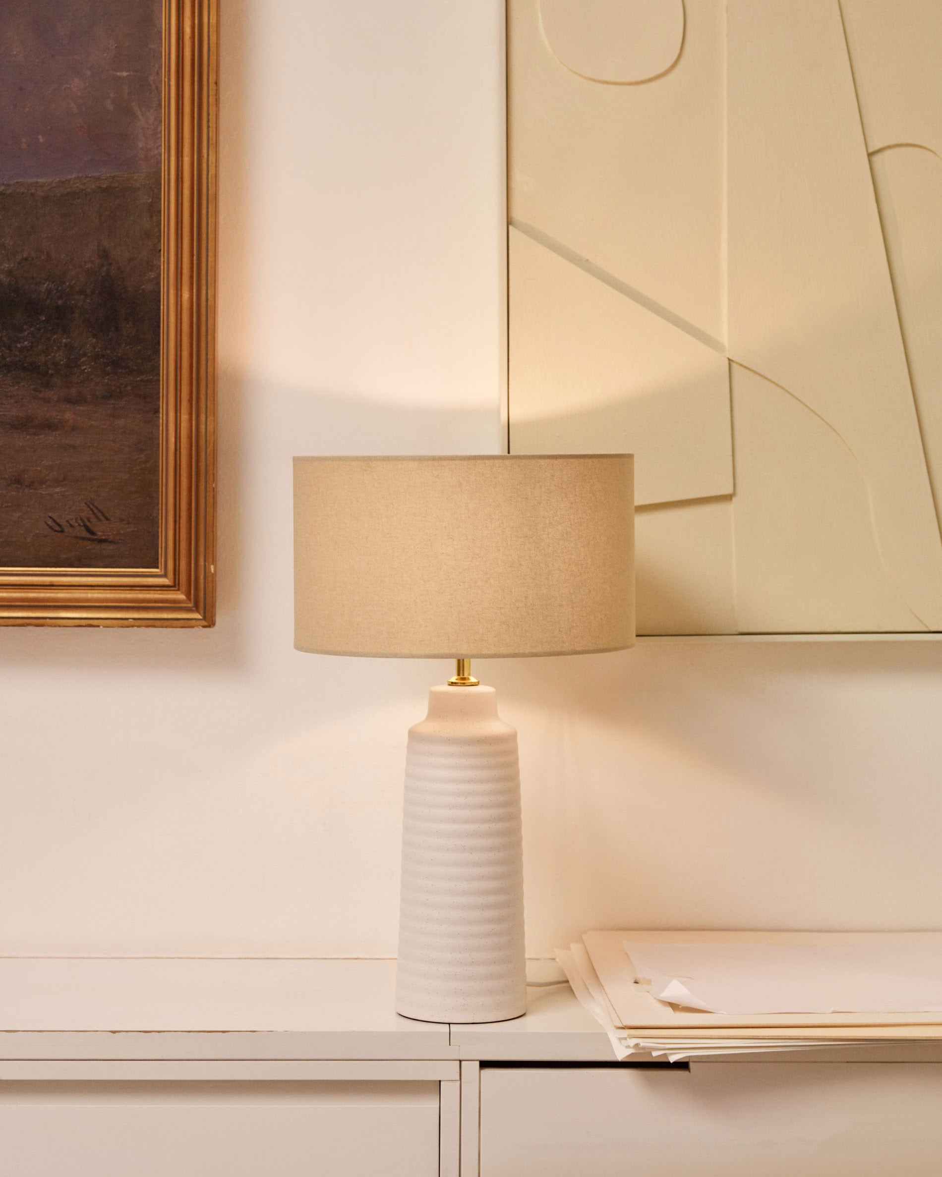 Mijal ceramic table lamp with a white finish - Lifestyle