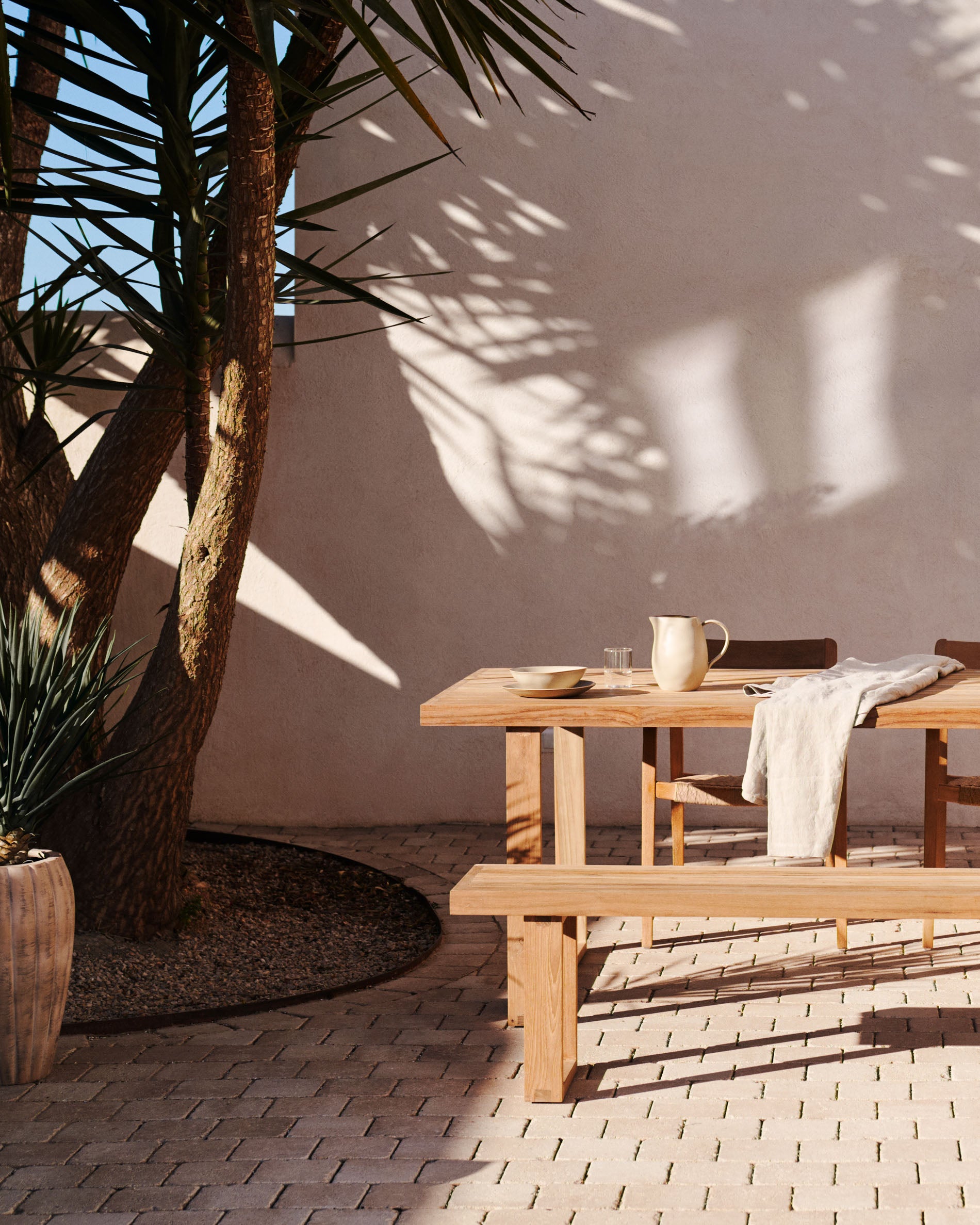 Canadell 100% outdoor solid recycled teak bench, 170 cm - Lifestyle