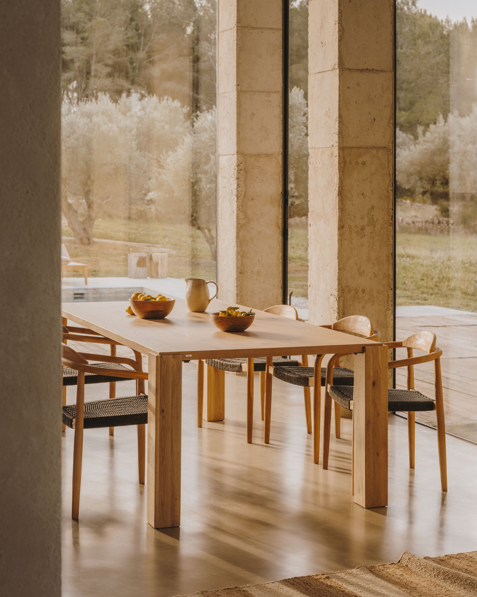 Nina stackable chair in solid acacia wood and black rope seat FSC 100% - Lifestyle