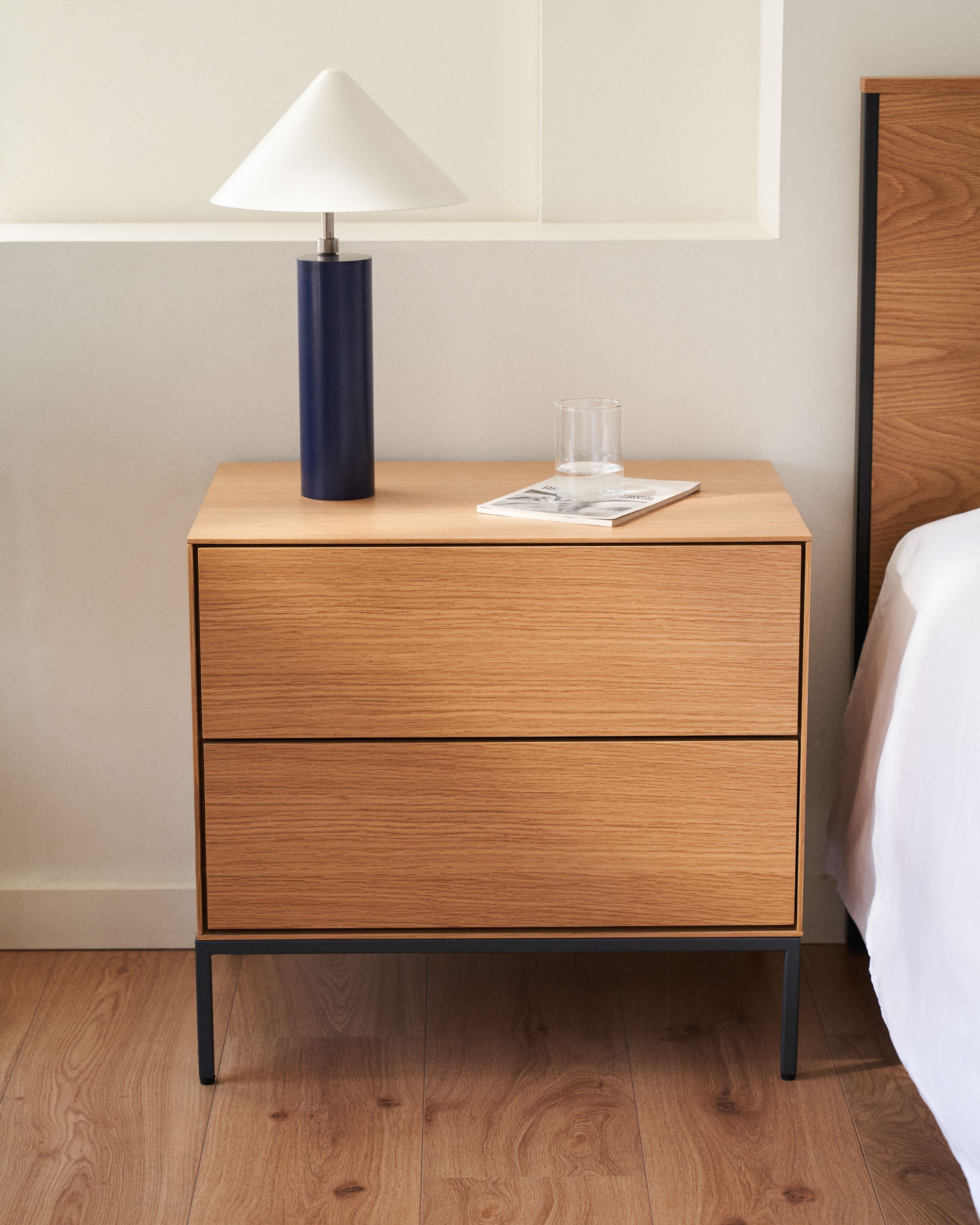 Vedrana beside table, 2 oak veneer drawers, and black steel legs, 60 x 55 cm - Lifestyle