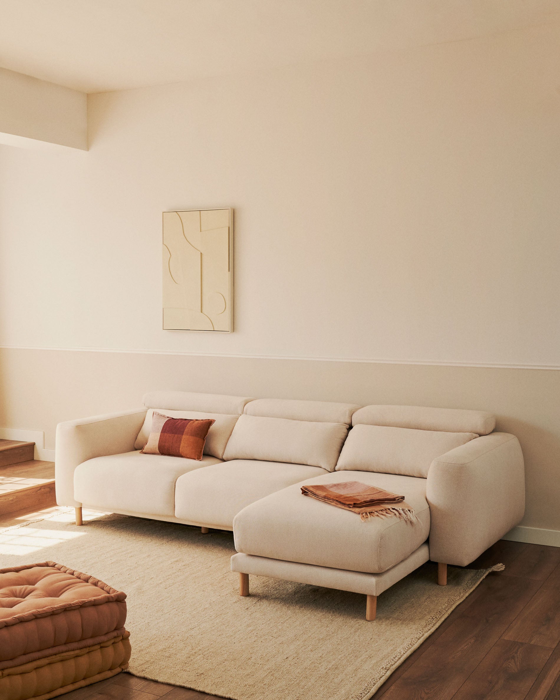 Singa 3 seater sofa with right-hand chaise longue, reclining headrest and extendable seat in white 296 cm - Lifestyle