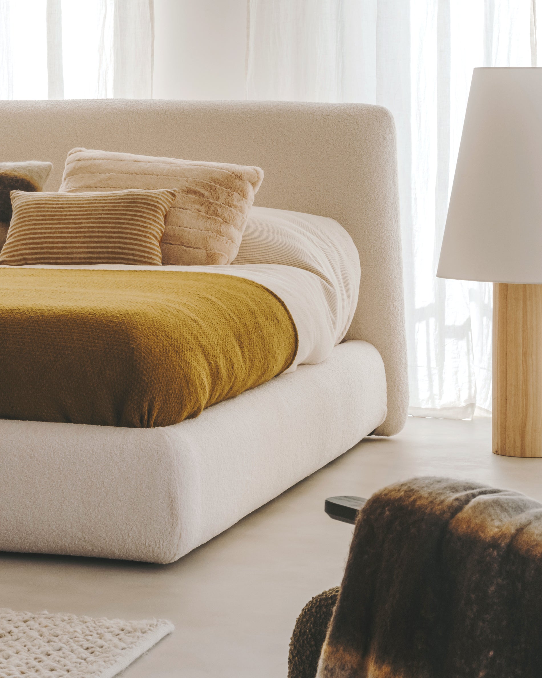 Martina bed with ecru bouclé removable cover for 160 x 200 cm mattress FSC Mix Credit - Lifestyle