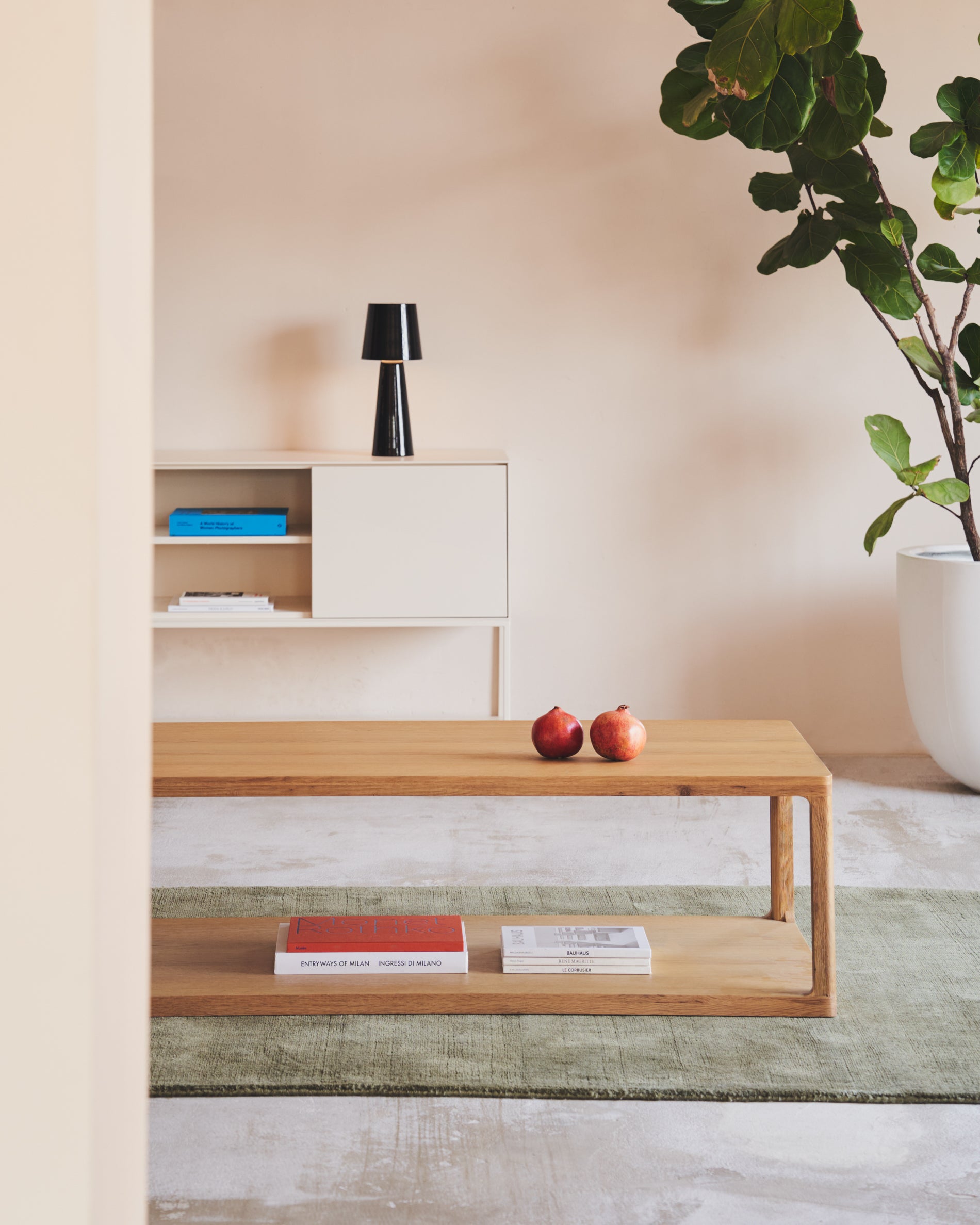Maymai oak wood coffee table 140 x 65 cm - Lifestyle