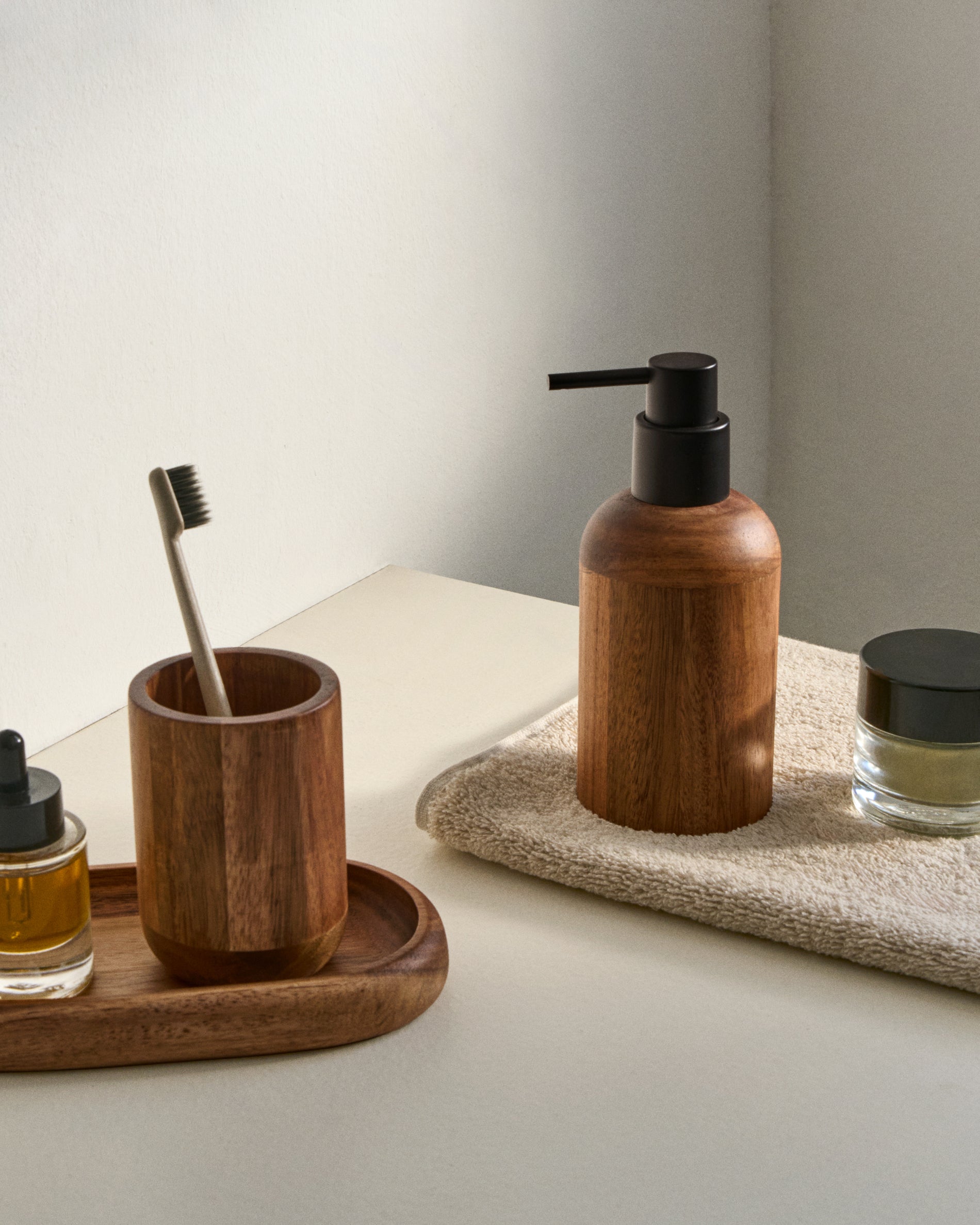 Senda Acacia Wood Soap Dispenser - Lifestyle