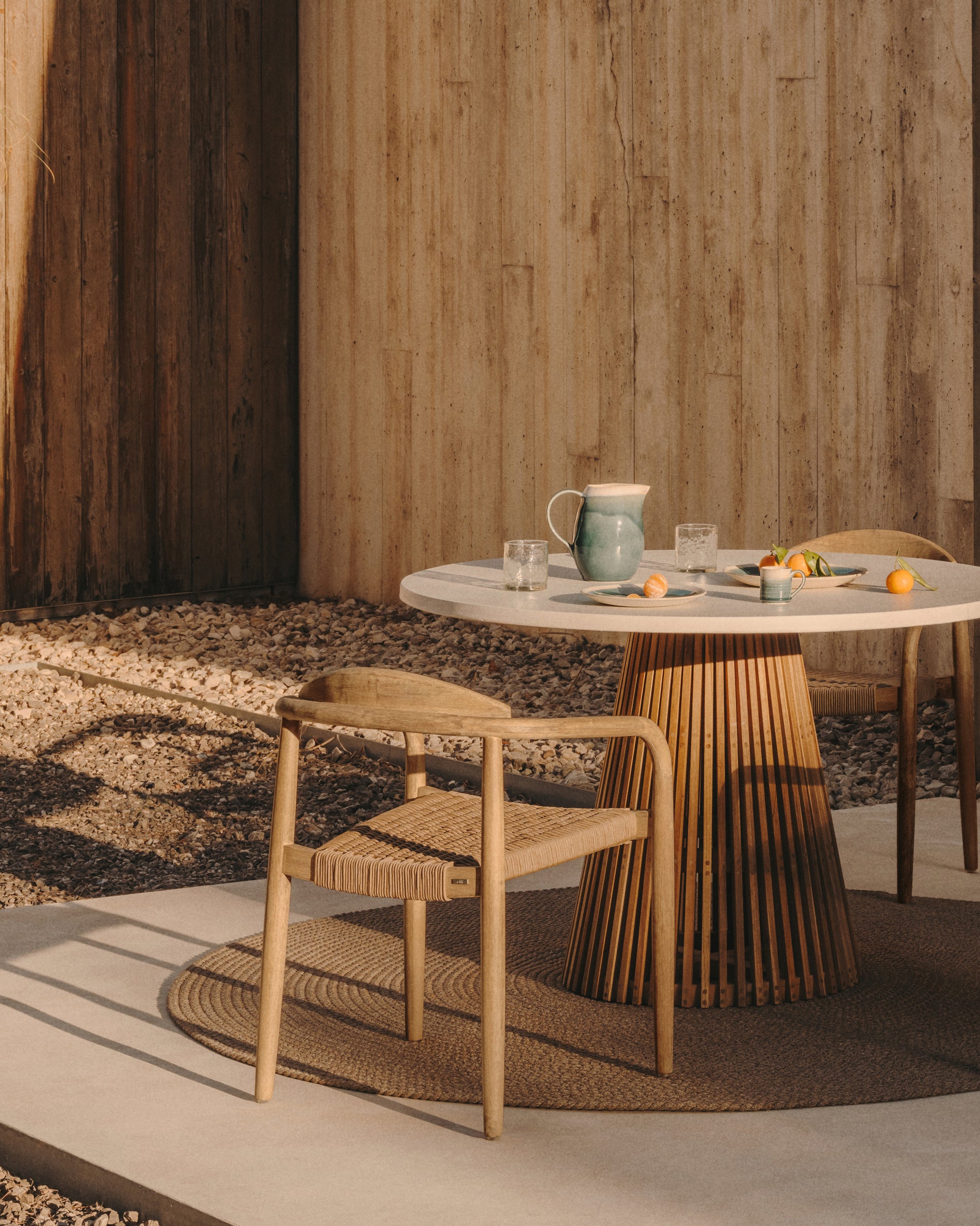 Nina stackable chair in solid acacia wood and beige rope seat FSC 100% - Lifestyle