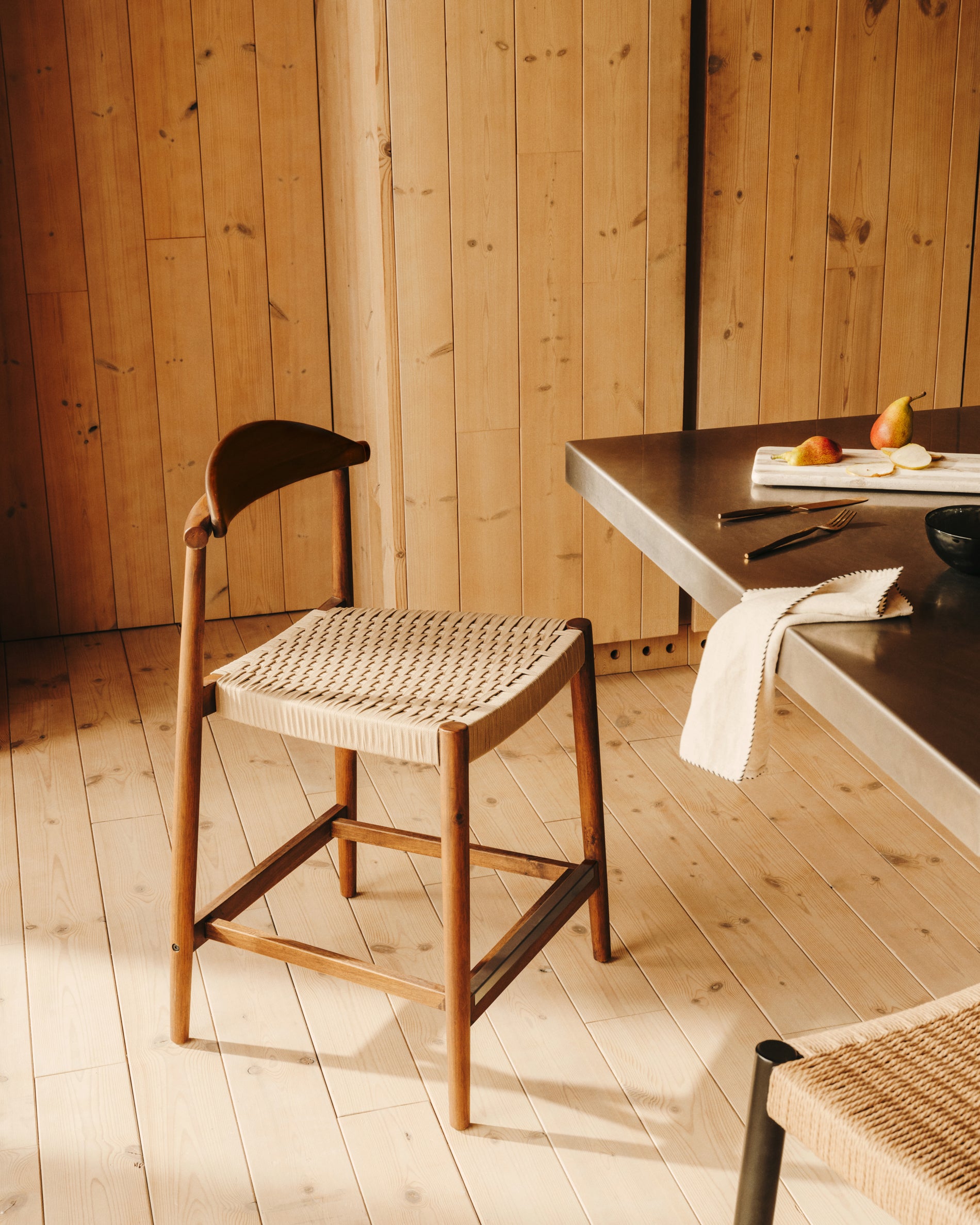 Nina solid acacia wood stool with walnut finish and beige rope height 62 cm - Lifestyle