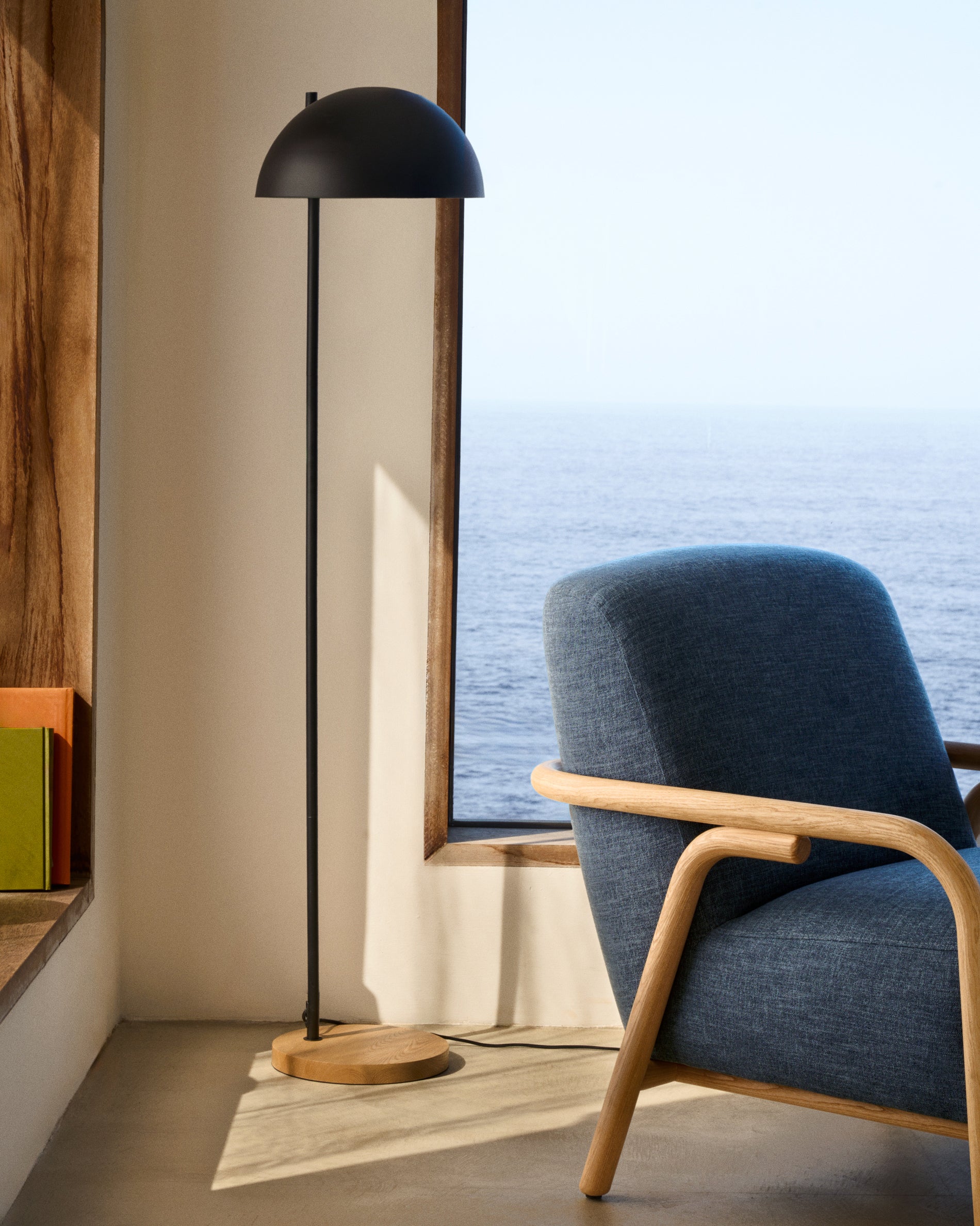 Catlar ash wood and metal floor lamp in a black painted finish - Lifestyle