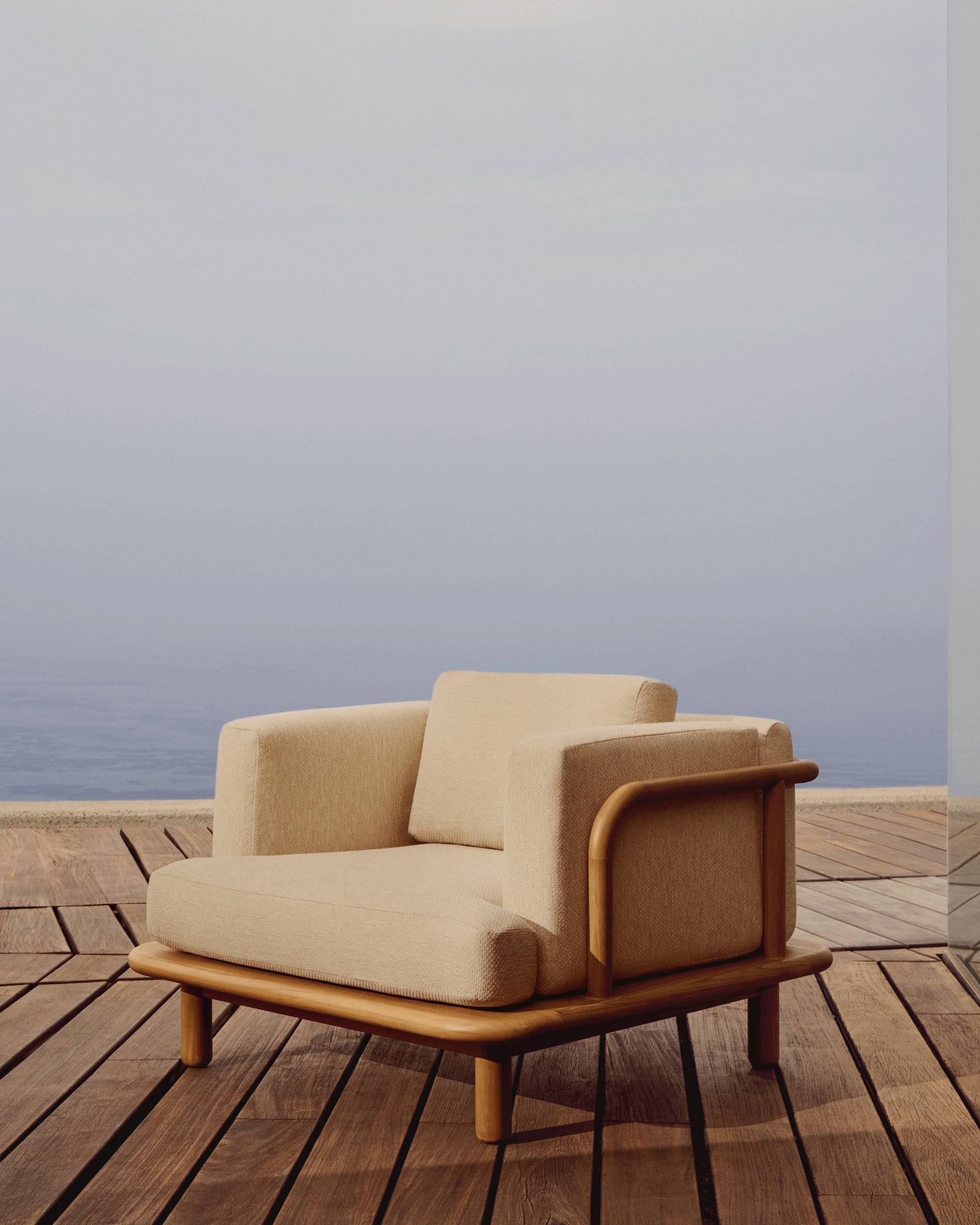 Turqueta armchair made from solid teak wood FSC 100% - Lifestyle