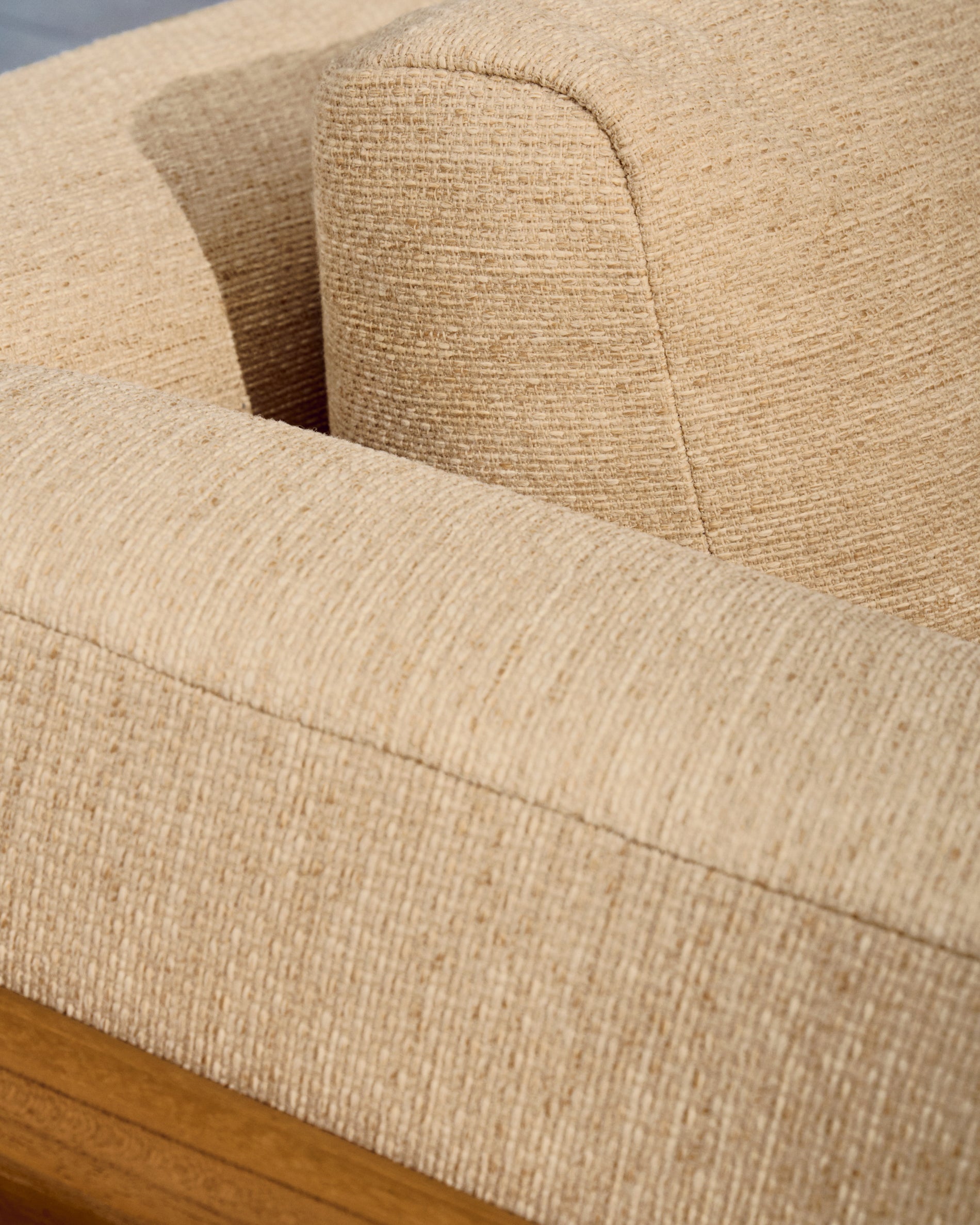 Turqueta armchair made from solid teak wood FSC 100% - Lifestyle