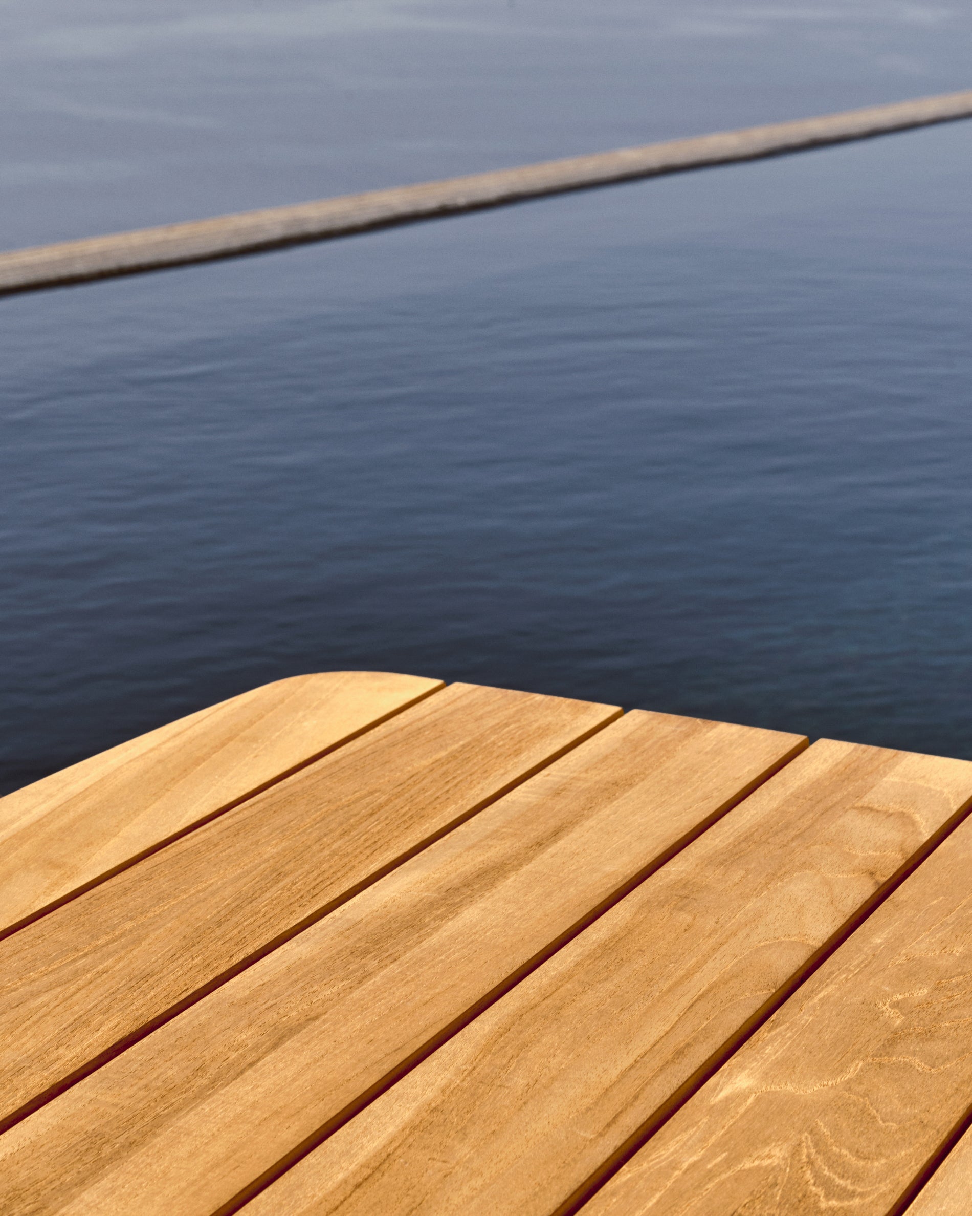 Tirant coffee table made from solid teak wood 140 x 70 cm FSC 100% - Lifestyle