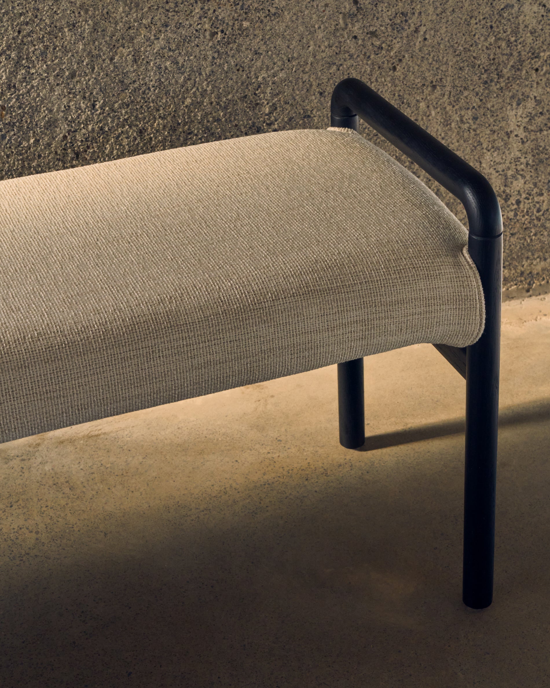 Macaret bench with removable cover solid oak wood with black finish 120 cm FSC Mix Credit - Lifestyle