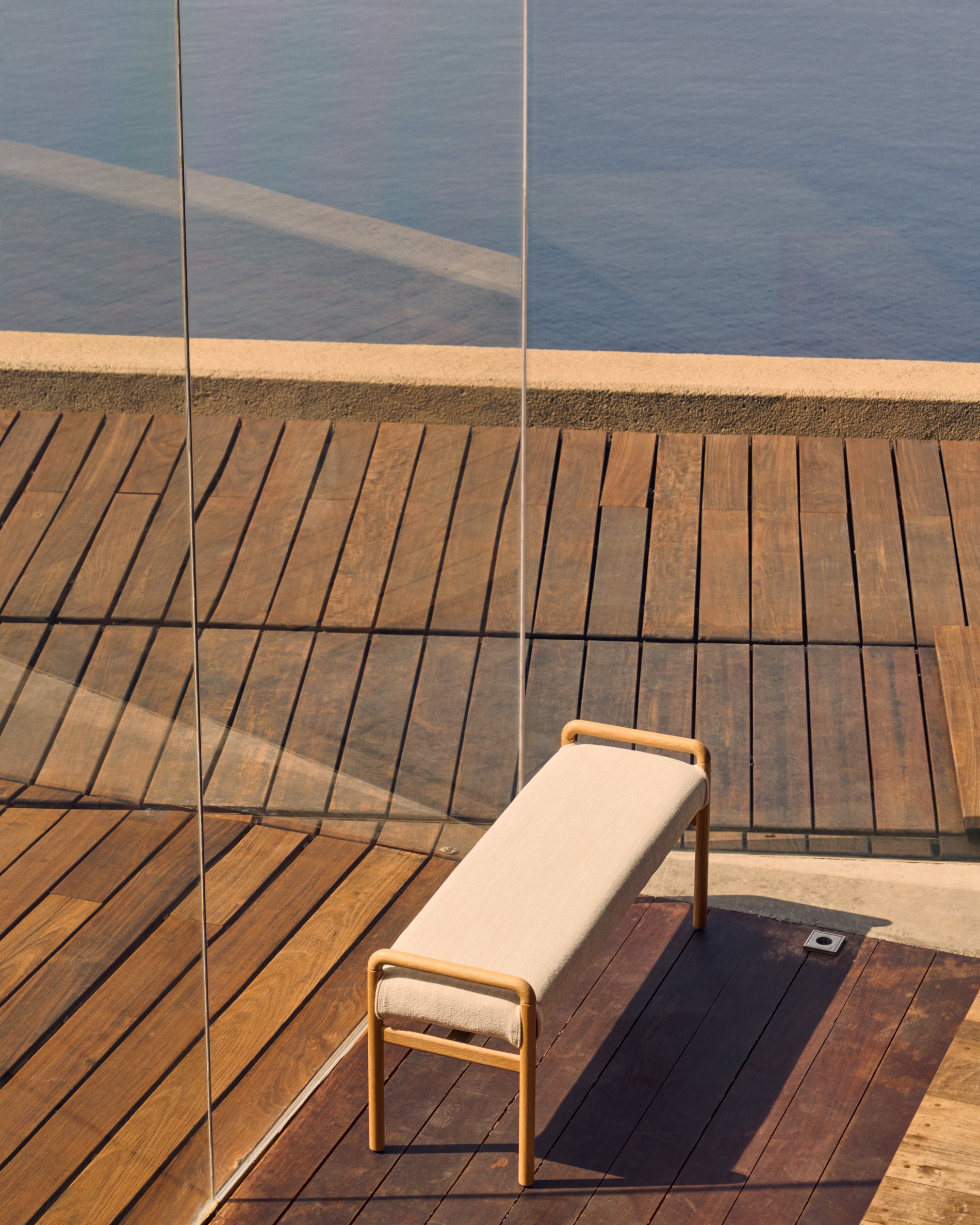 Macaret bench with removable cover solid oak wood with natural finish 120 cm FSC Mix Credit - Lifestyle