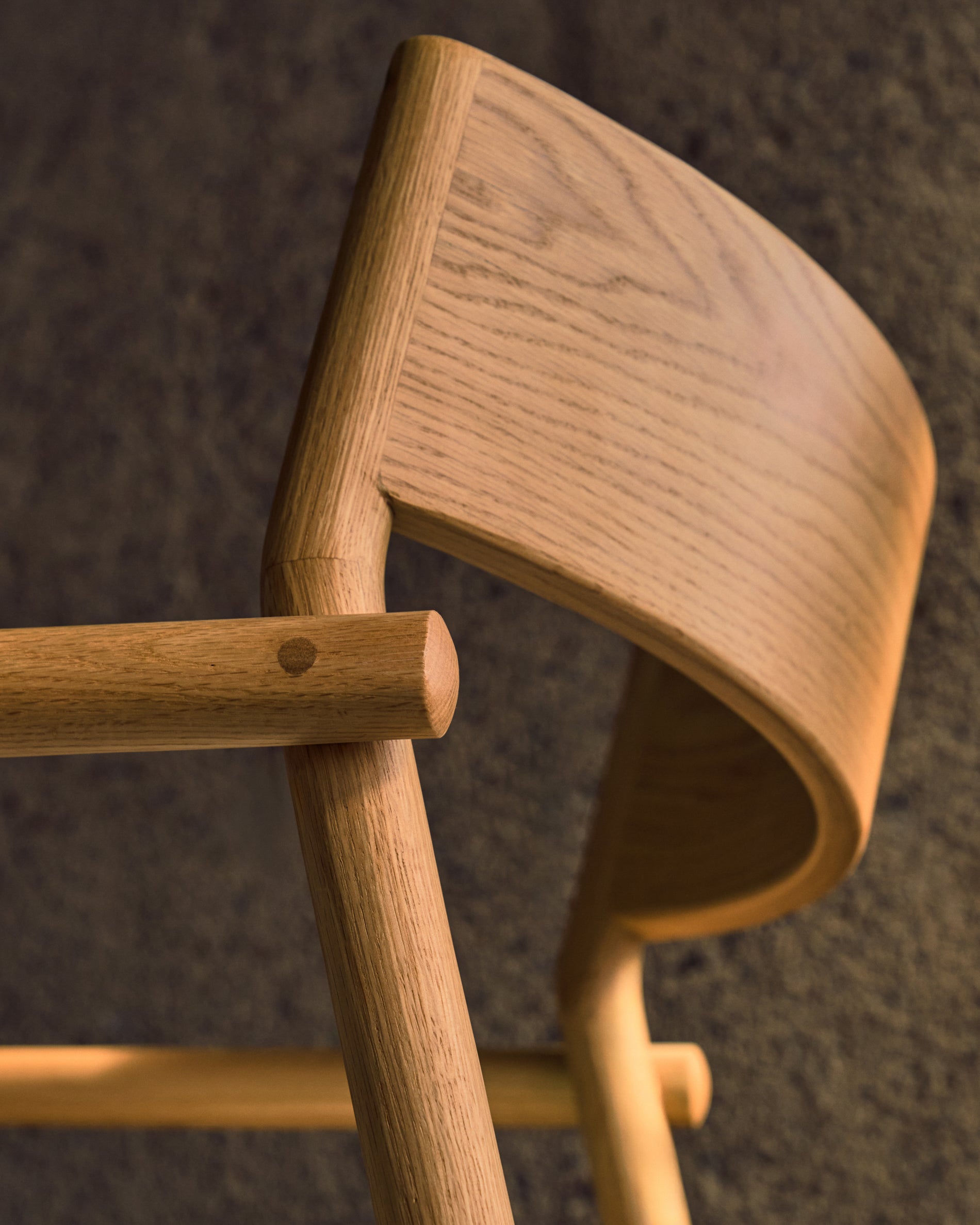 Falconera chair with a removable cover in solid oak wood with natural finish FSC Mix Credit - Lifestyle