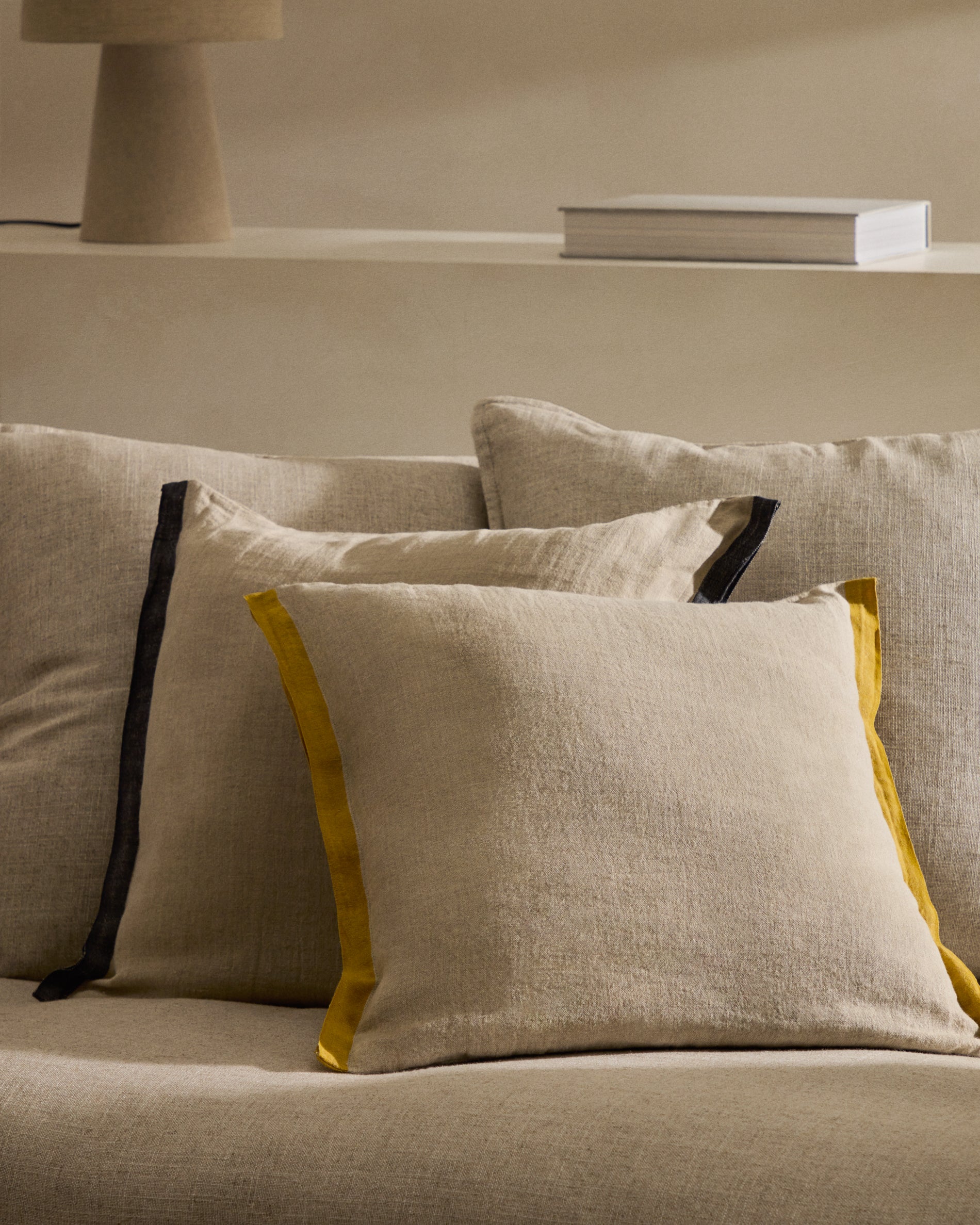 Suerta beige and mustard cushion cover, 100% linen, 50 x 50 cm - Lifestyle