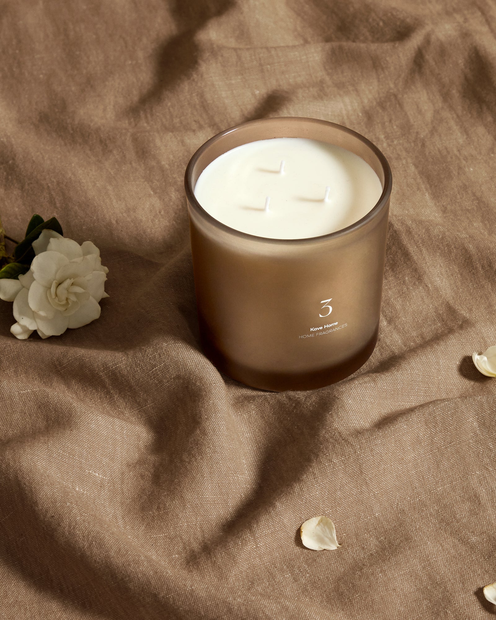 400g Citrus Wave scented candle - Lifestyle
