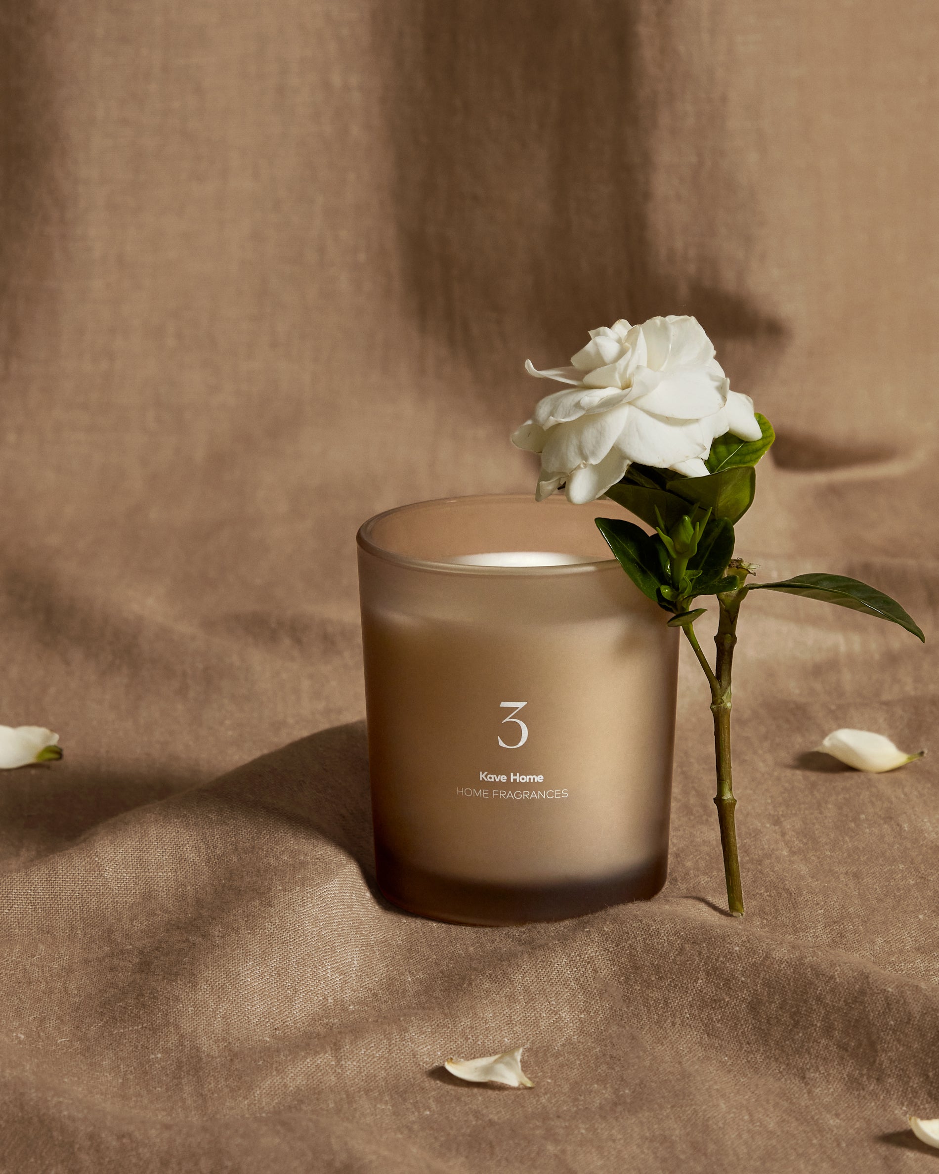 170g Citrus Wave scented candle - Lifestyle
