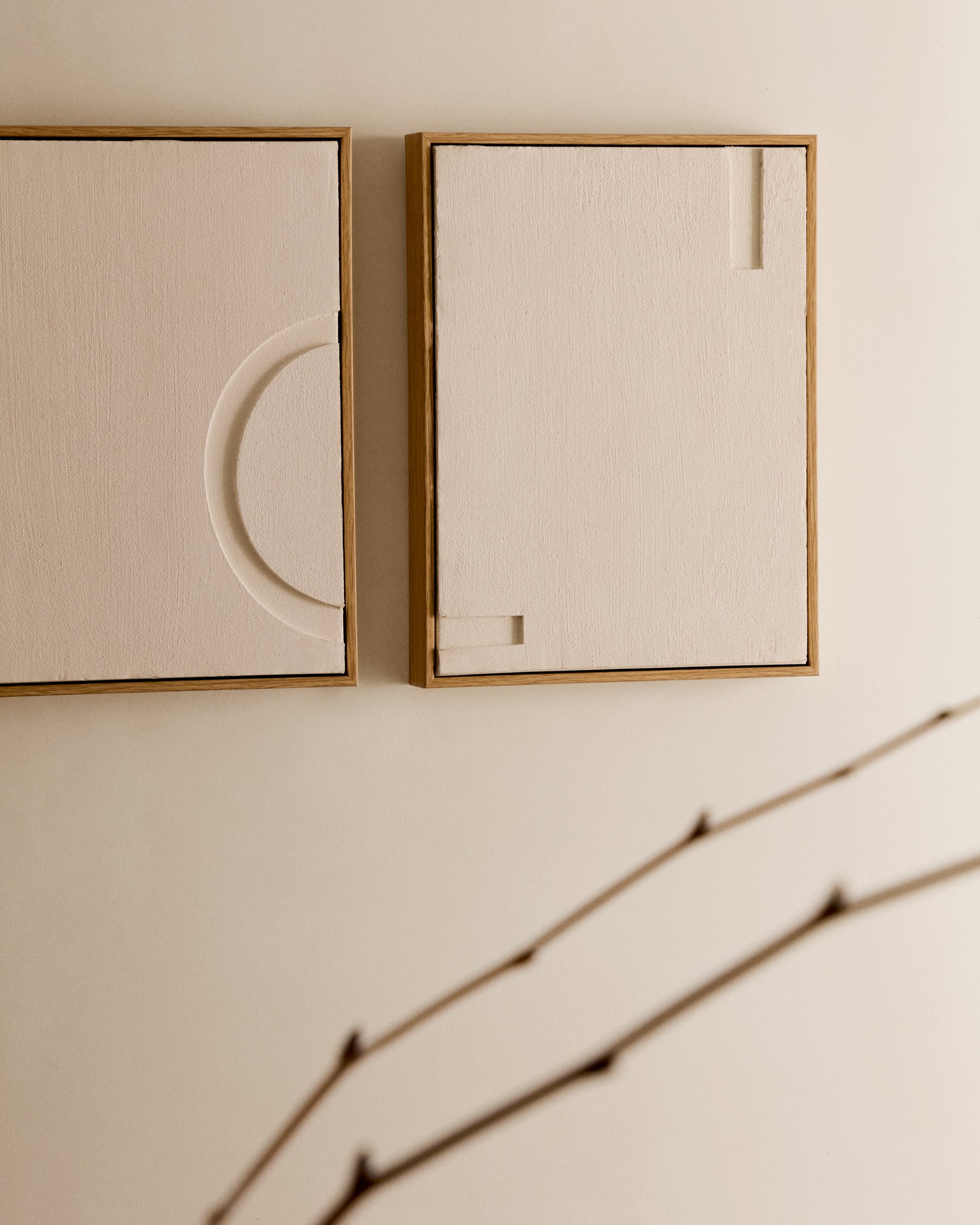 Sefri set of 2 white frames 30 x 40 cm - Lifestyle