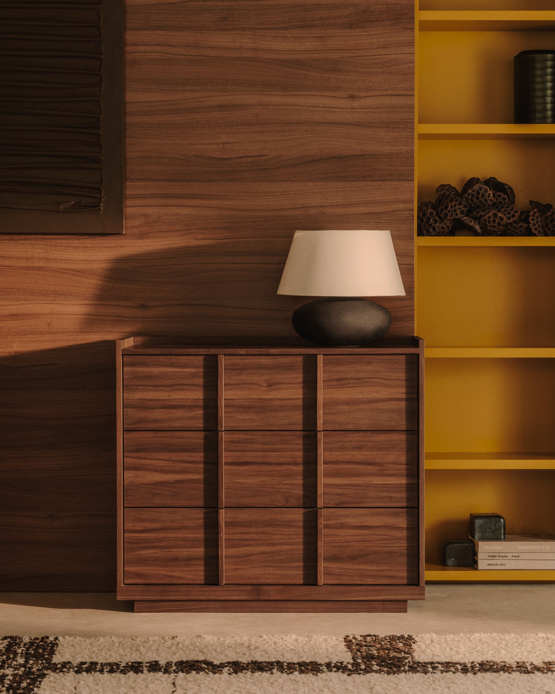 Nessi metal table lamp in a black terracotta effect finish - Lifestyle