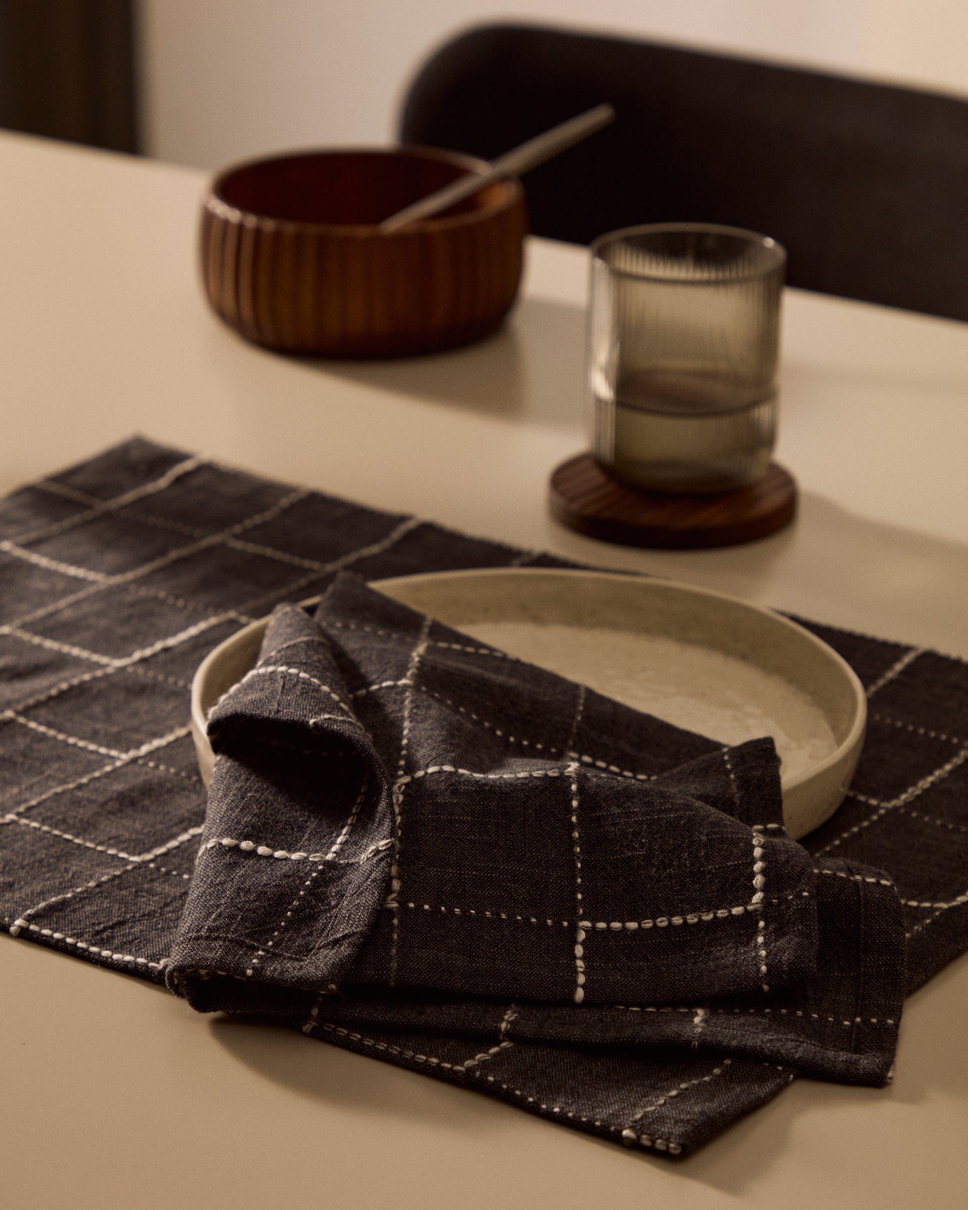 Ersen set of 2 black, 100% cotton napkins - Lifestyle