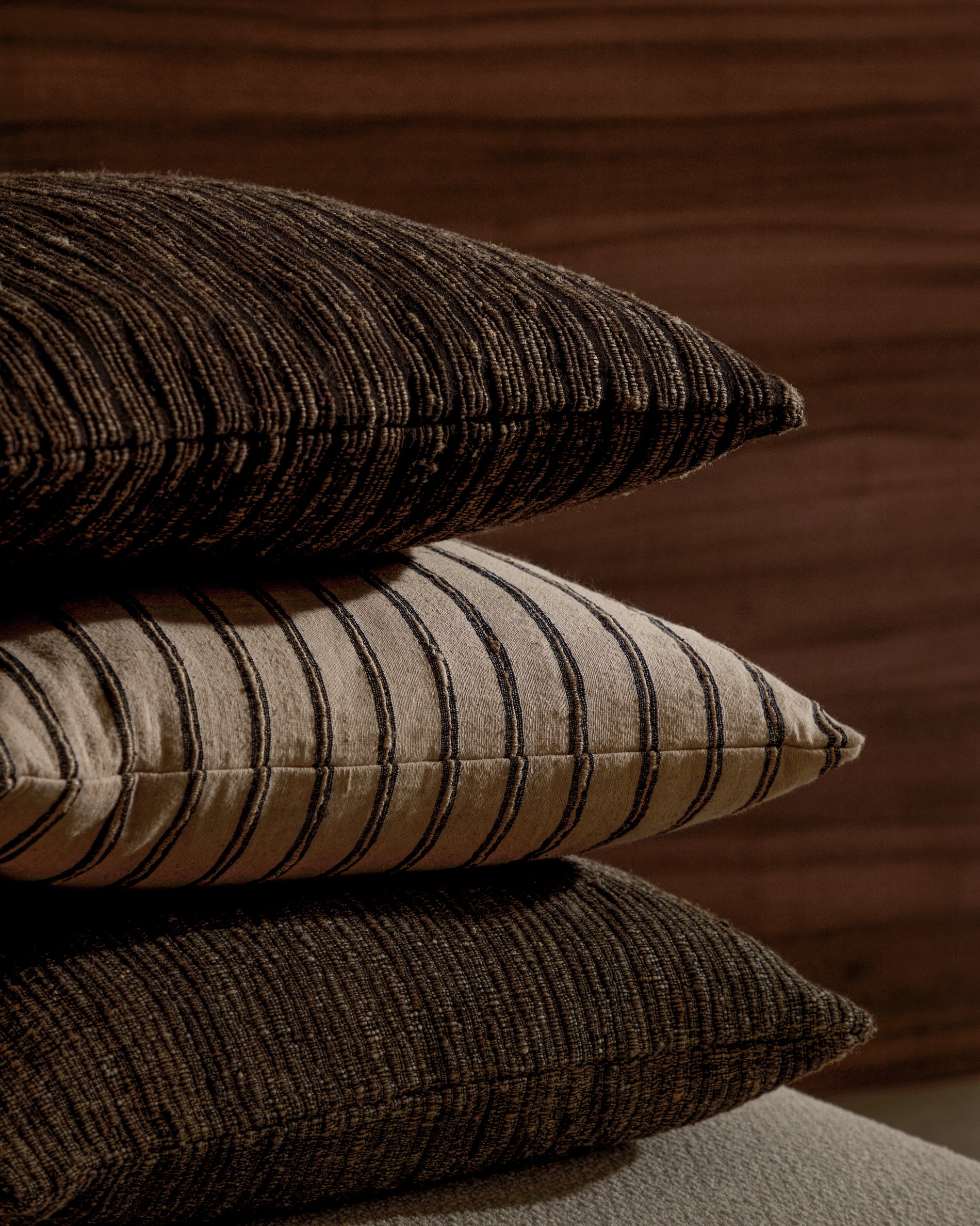 Anir cushion cover in multi-coloured silk and cotton, 45 x 45 cm - Lifestyle