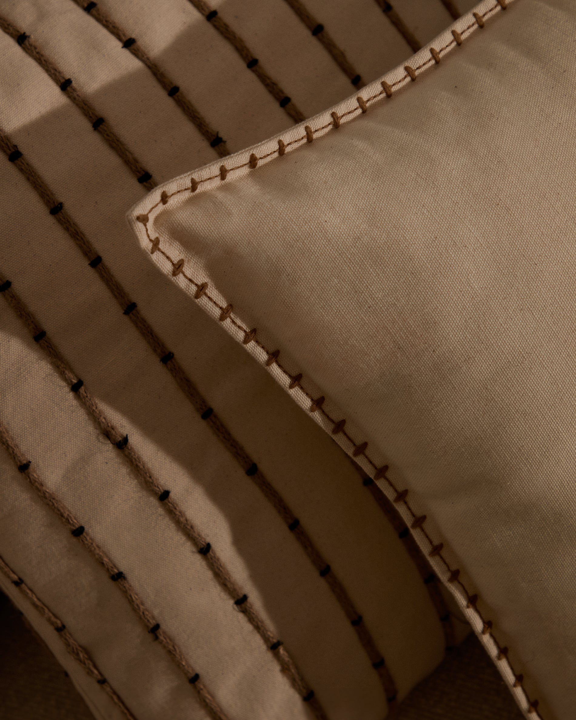 Rakira beige cotton cushion cover with mustard-coloured embroidery feature, 45 x 45 cm - Lifestyle
