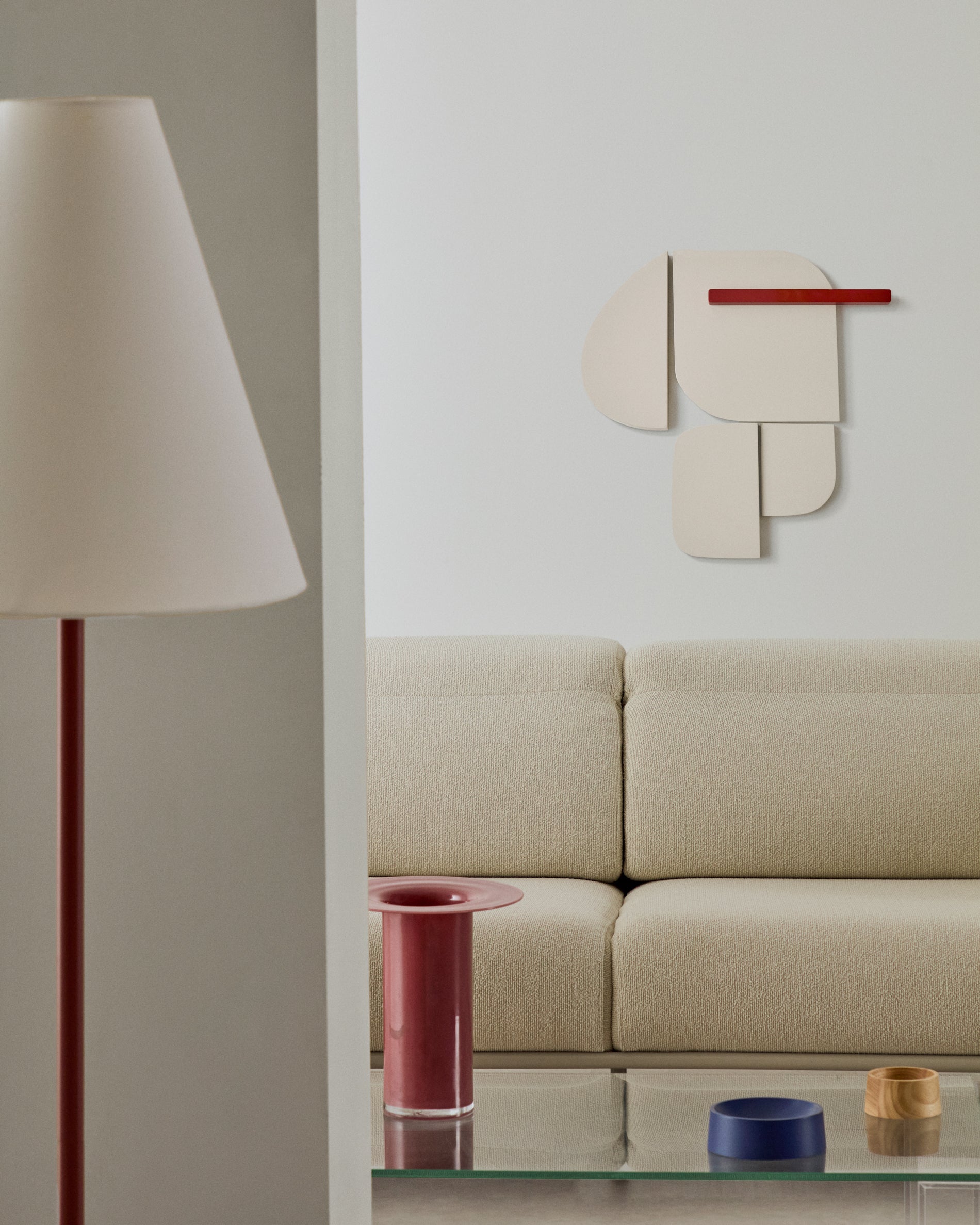 Danei white and red wall panel, 65 x 60 cm - Lifestyle