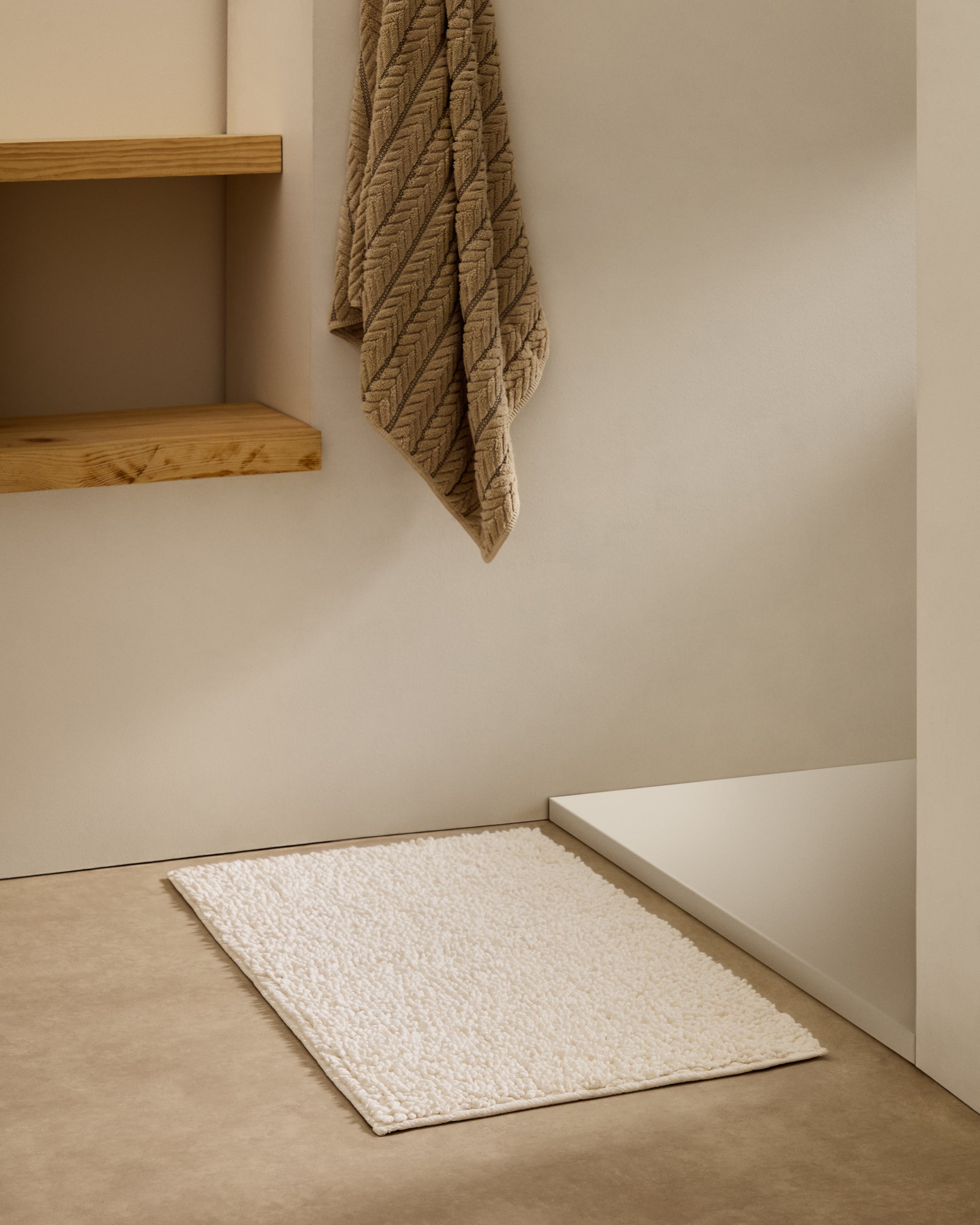 Uvite 100% cotton bathmat, 50 x 70 cm - Lifestyle