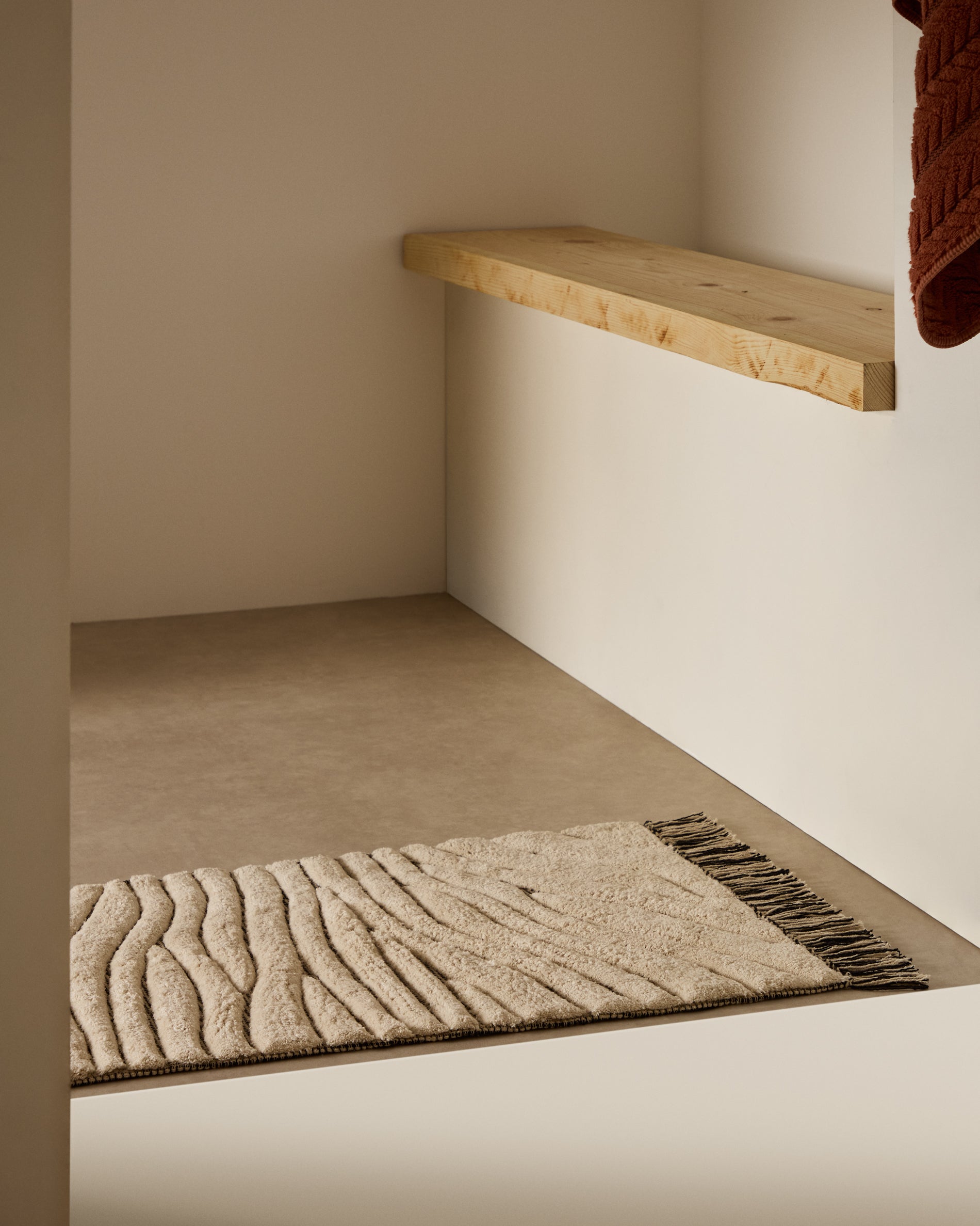 Crilda white, cotton bathmat, 50 x 70 cm - Lifestyle