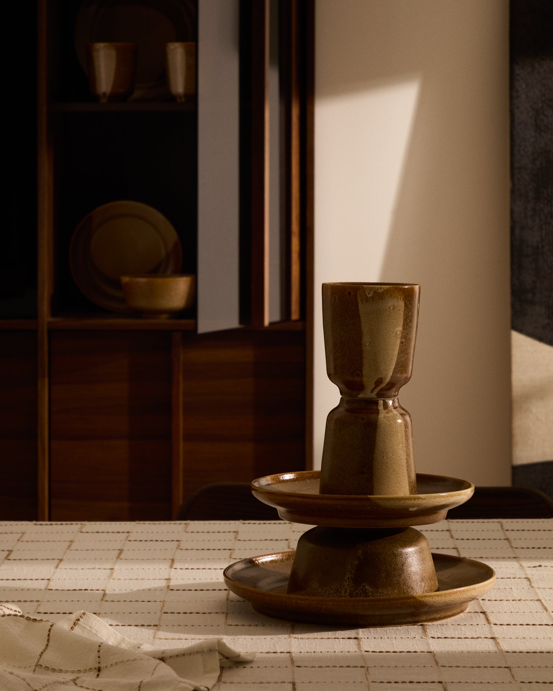 Brown ceramic Nagoli cup - Lifestyle