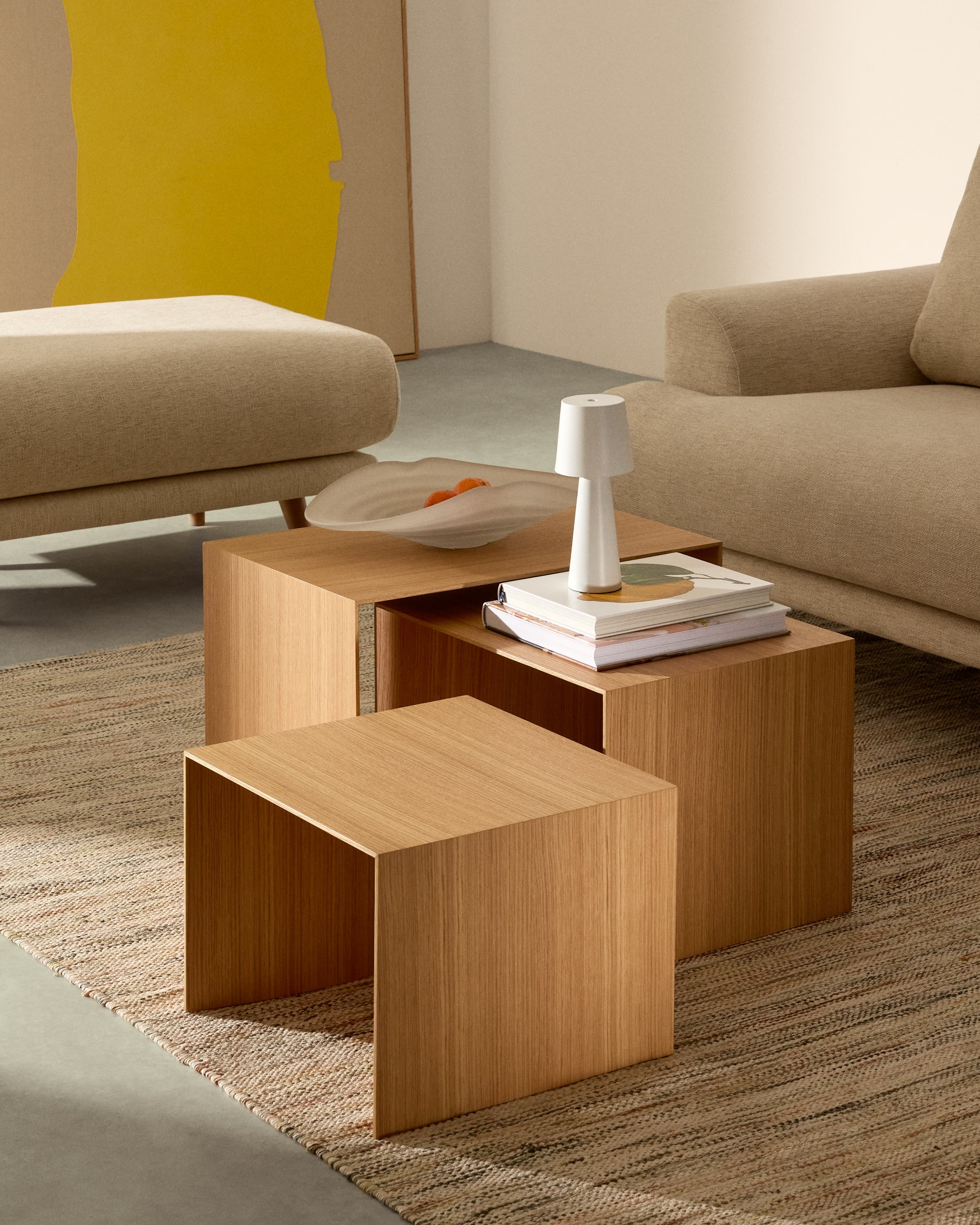 Litto oak veneer side table, 55 x 40 cm - Lifestyle