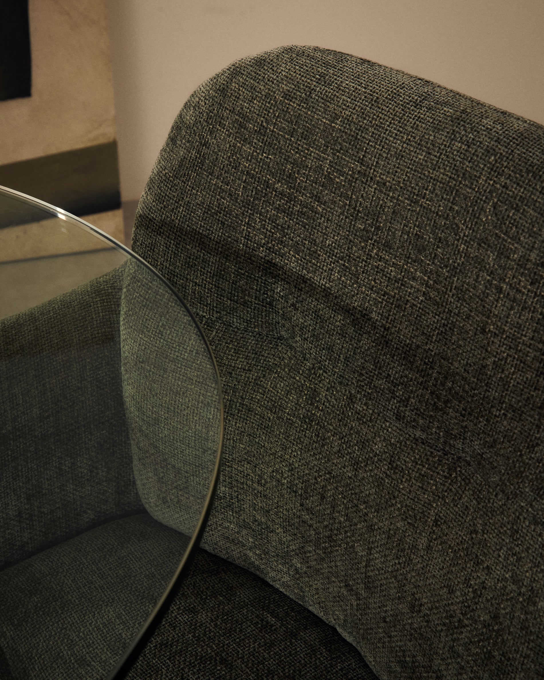 Dorina swivel chair in green chenille and steel legs in a green finish - Lifestyle