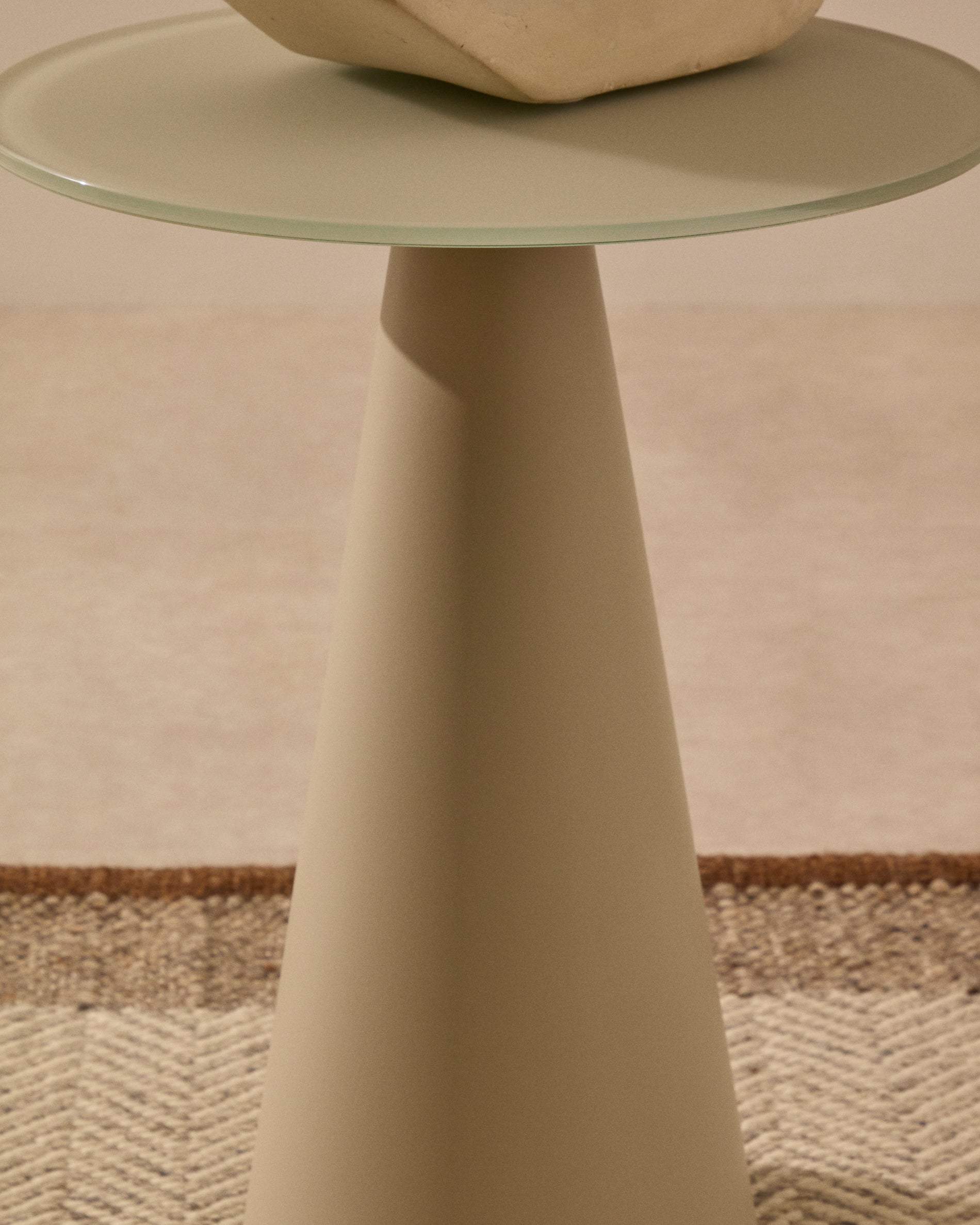 Wilshire side table with frosted tempered glass and steel with matt grey painted finish Ø35cm - Lifestyle
