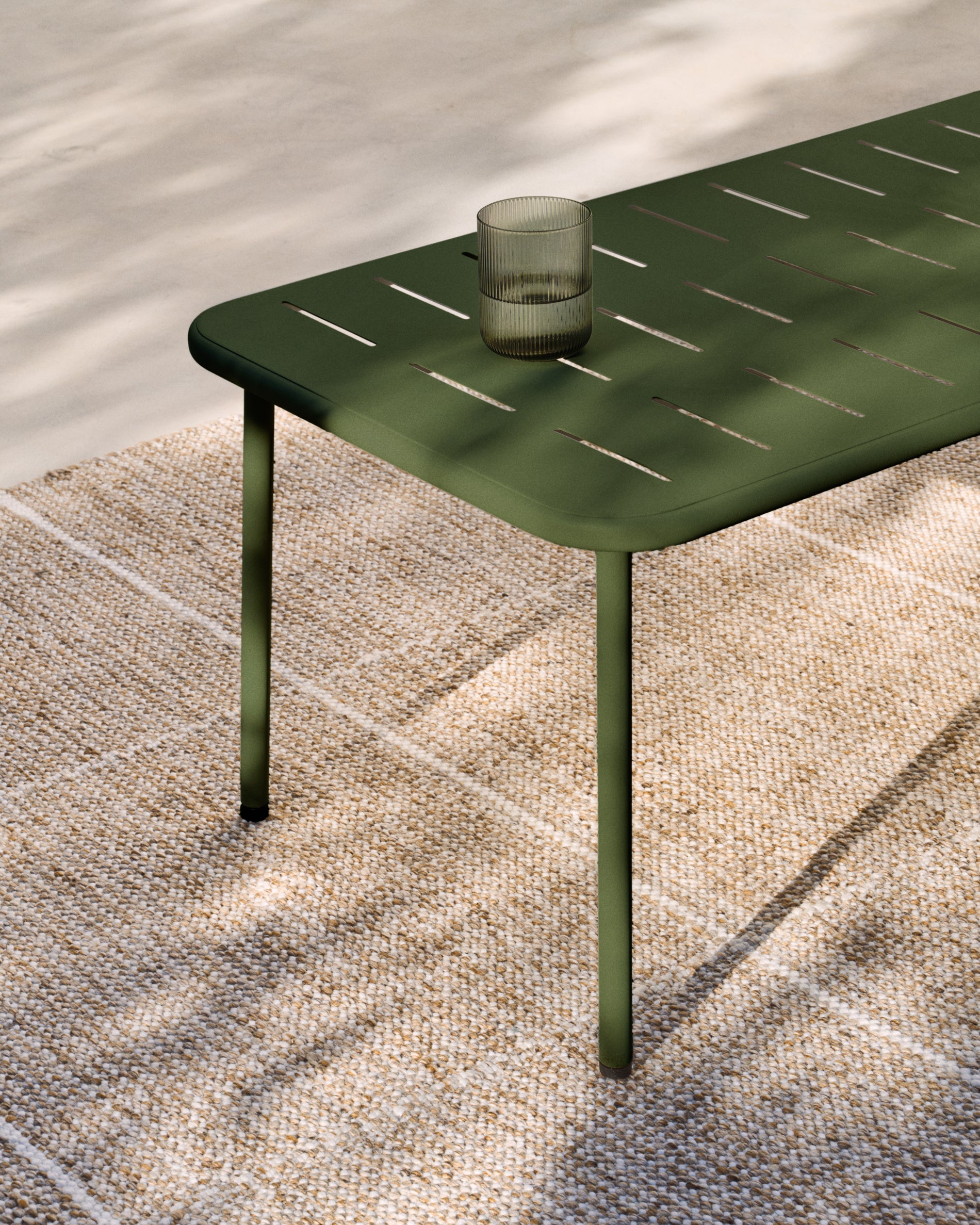 Zivia outdoor coffee table in green galvanised steel 90 x 50cm - Lifestyle