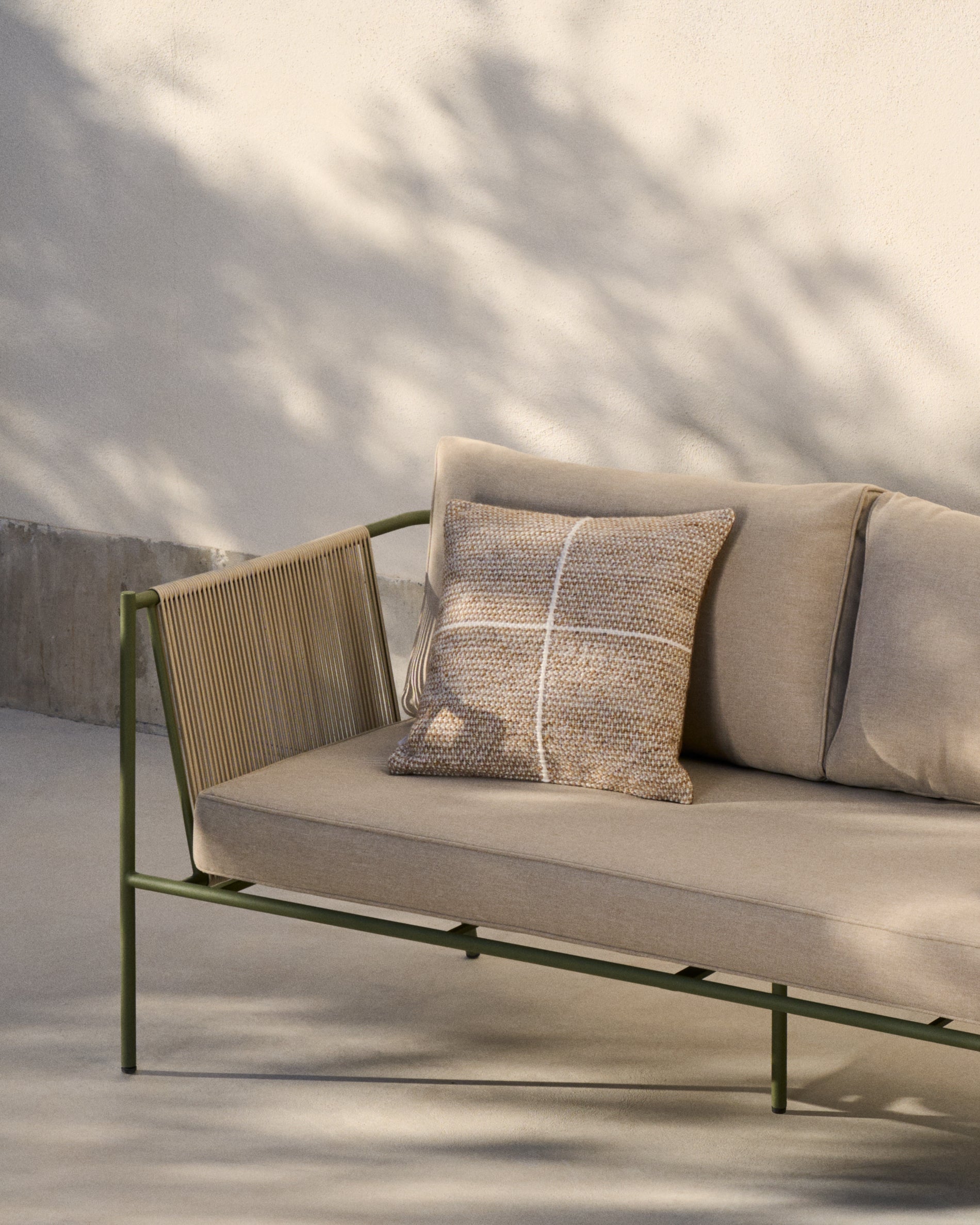 Floor cushion cover Nalian 100% PET with beige checks 70 x 70 cm