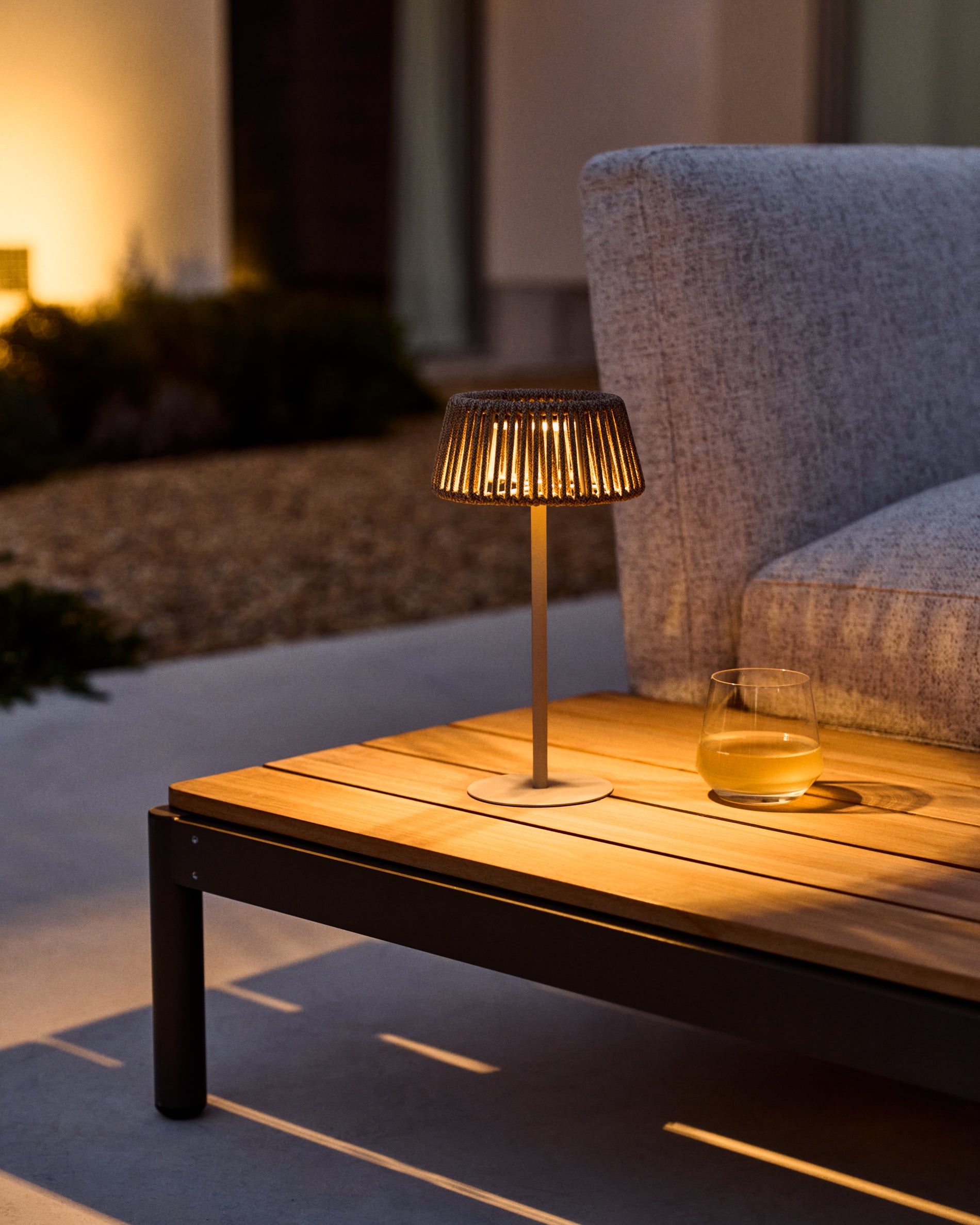 Aldet outdoor solar table lamp in beige mottled rope cord with beige metal stand - Lifestyle