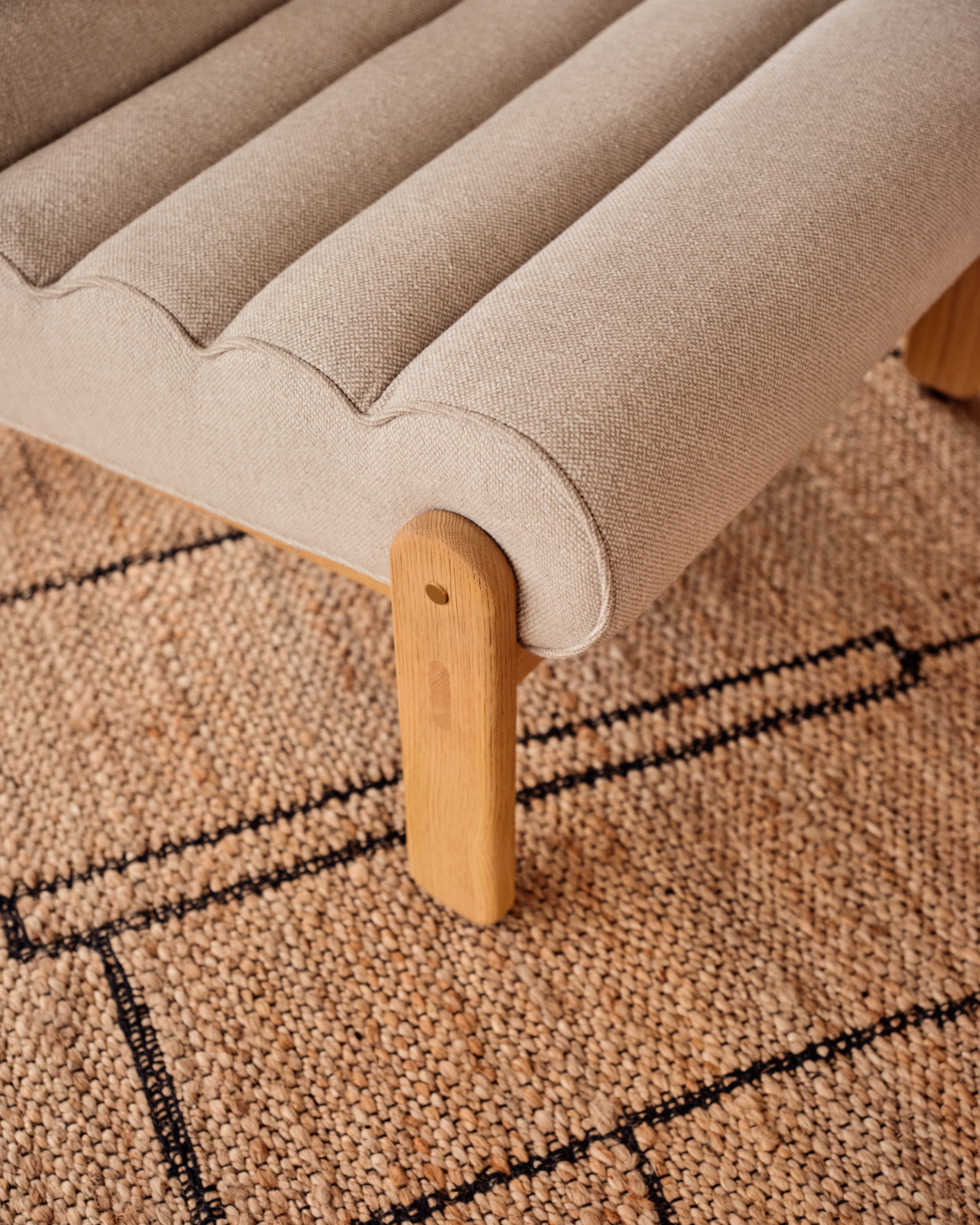 Magira beige armchair in solid oak wood with natural finish