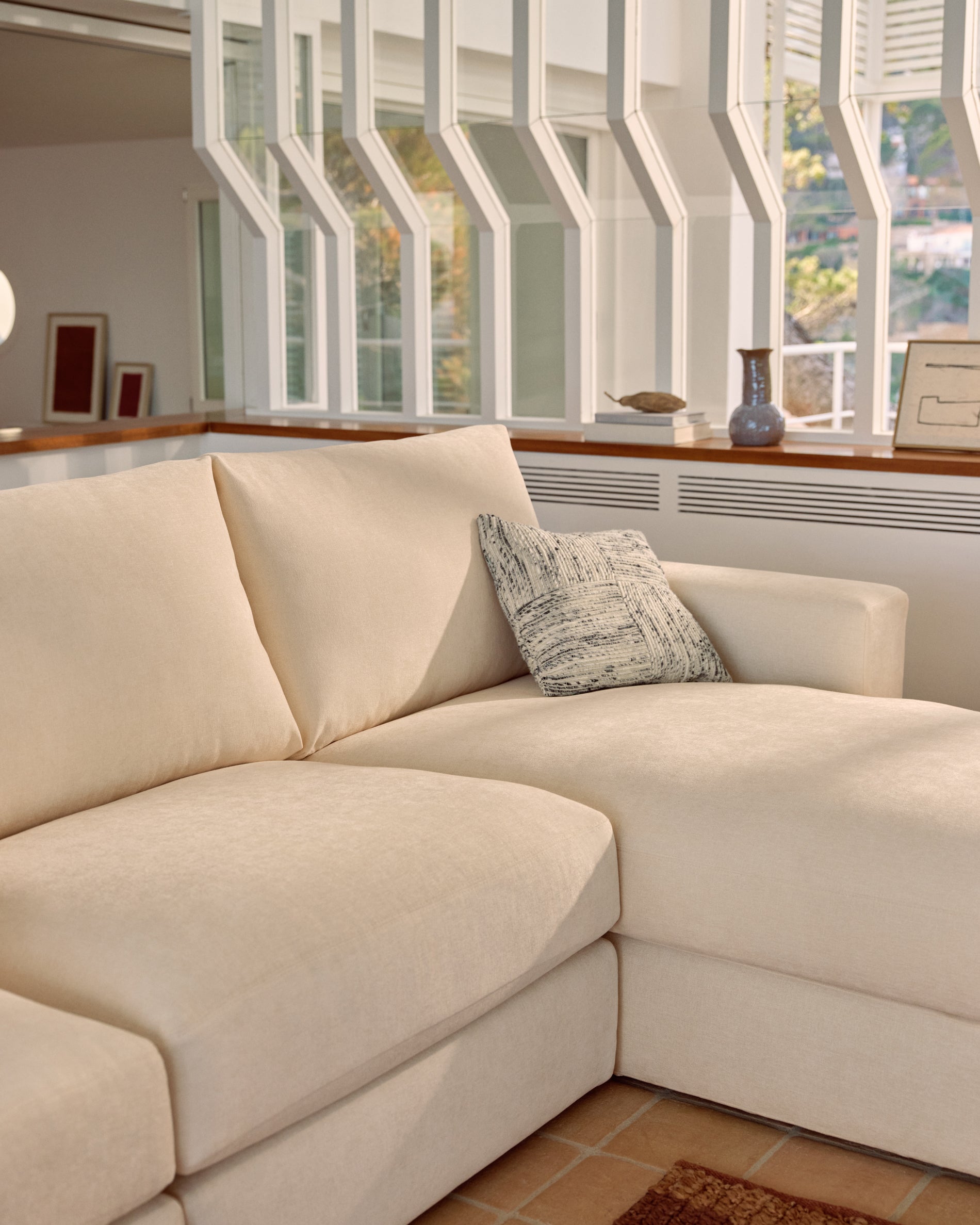 Alea ecru chenille 5-seater modular sofa with right chaise longue and removable cover 340cm